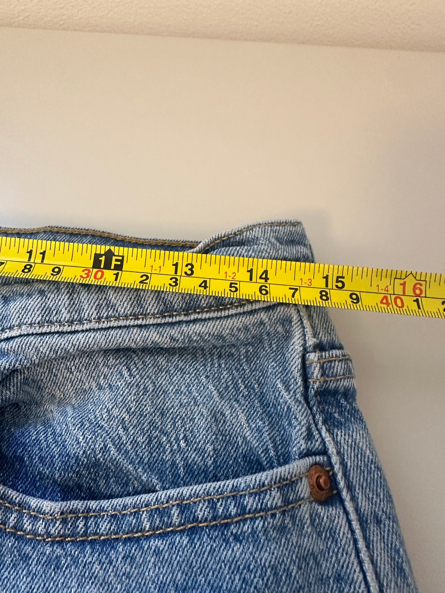 Levi's Classic Wedgie Straight Leg Ankle Length Jeans | Size 29