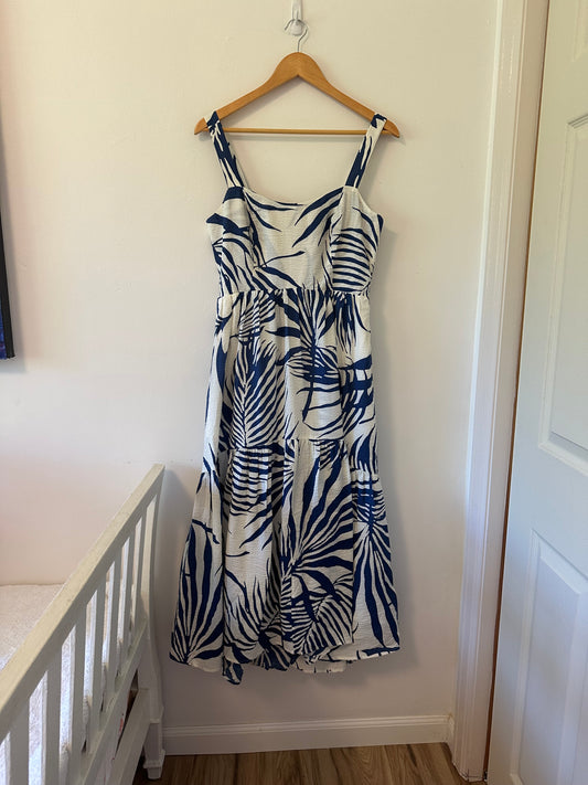 AYR The Magic Moment Dress in Blue Palm Print - Size Medium