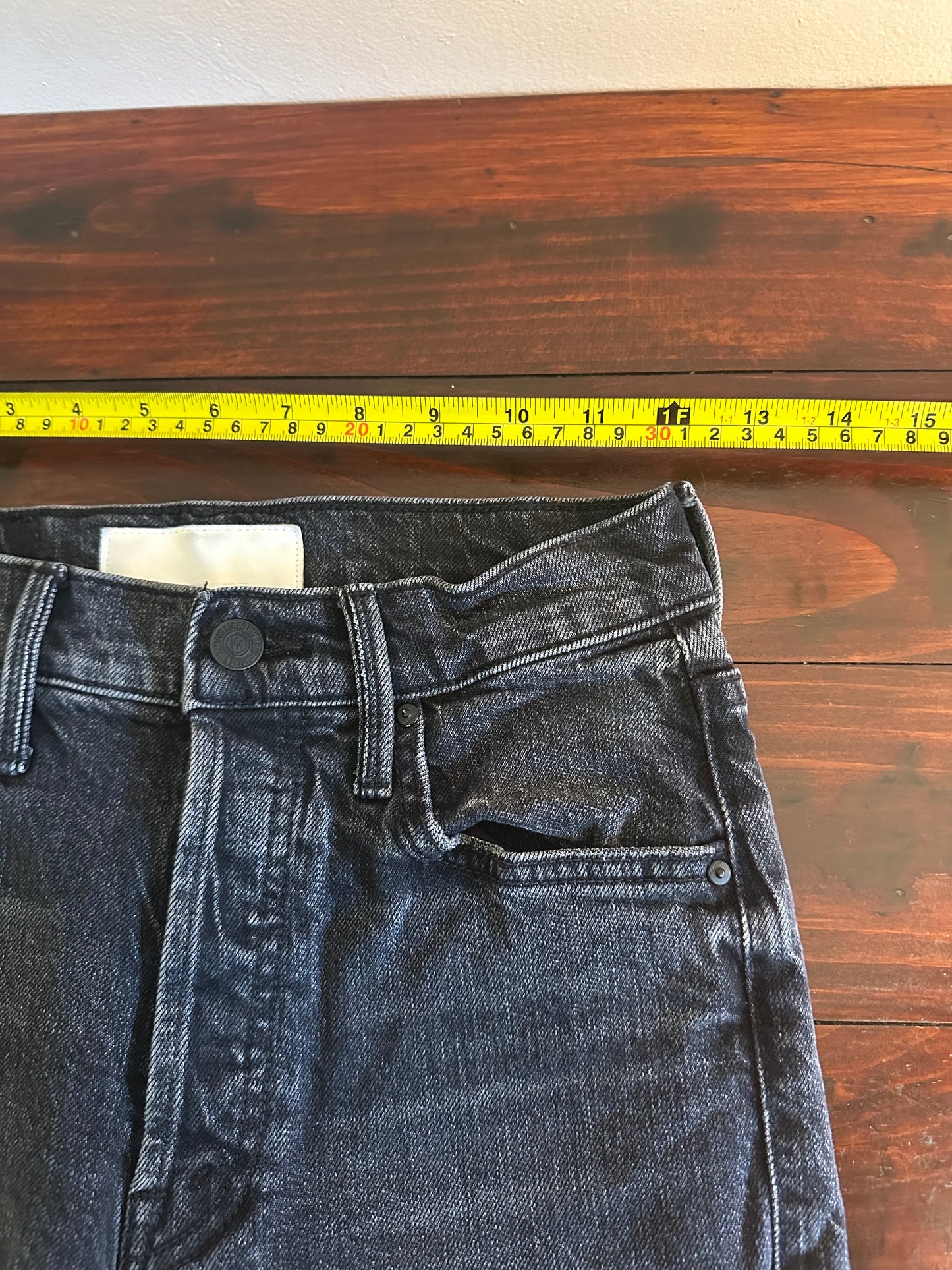 MOTHER The Tomcat Ankle Straight Leg Jeans in On The Fly - Size 24