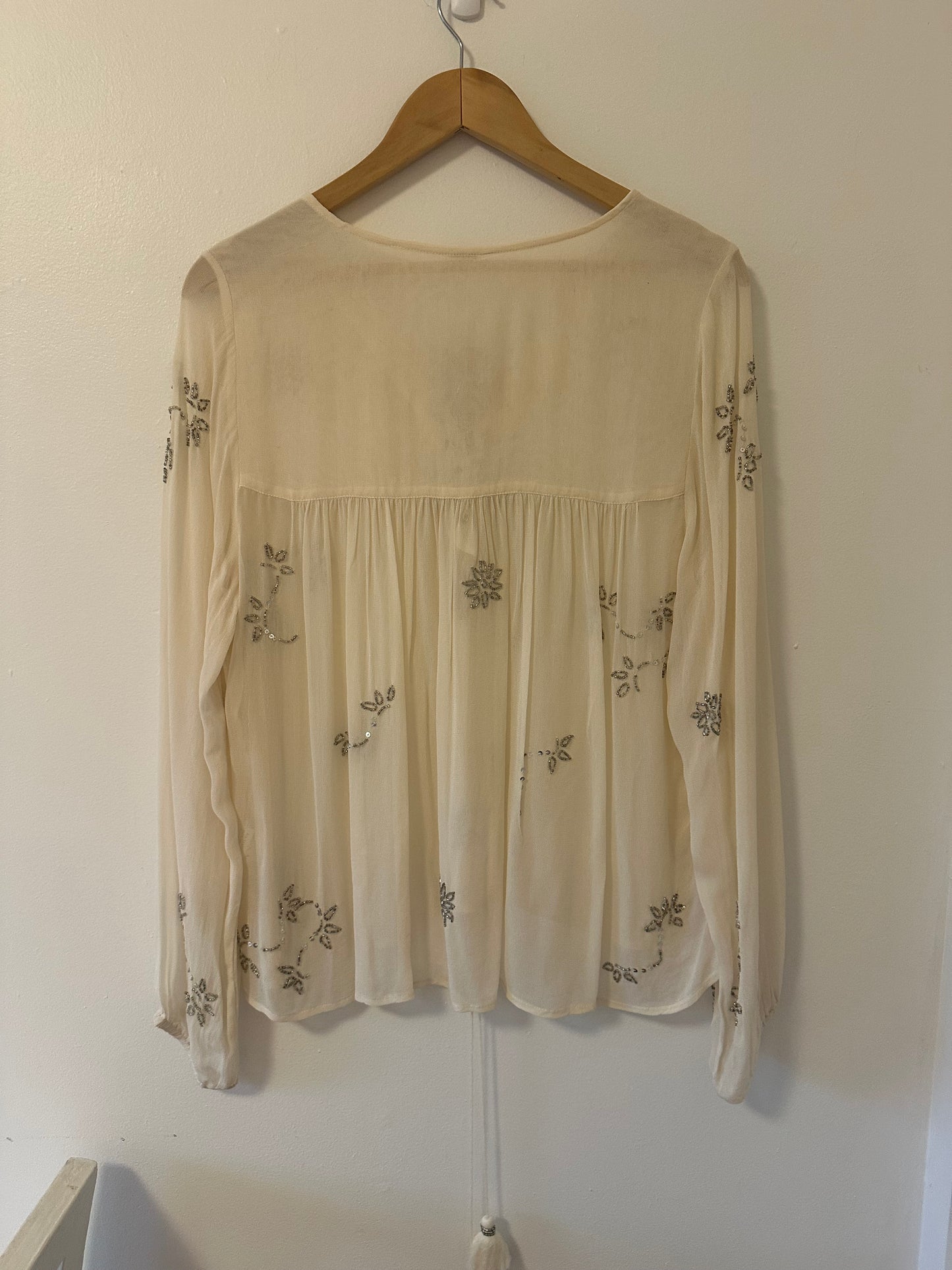 NWT Chan Luu Beaded Cream Blouse Size Large