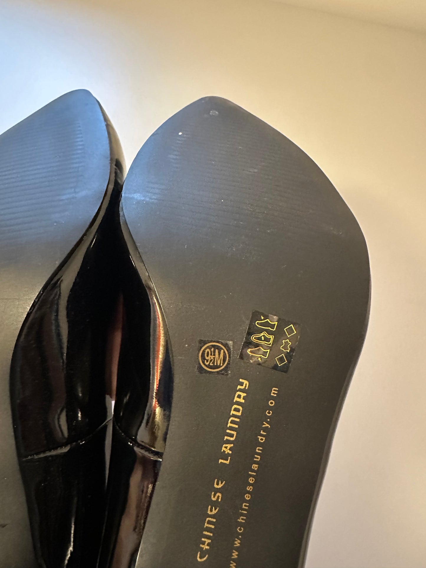 New Chinese Laundry Patent Leather Black Pump Heels | Size 9.5