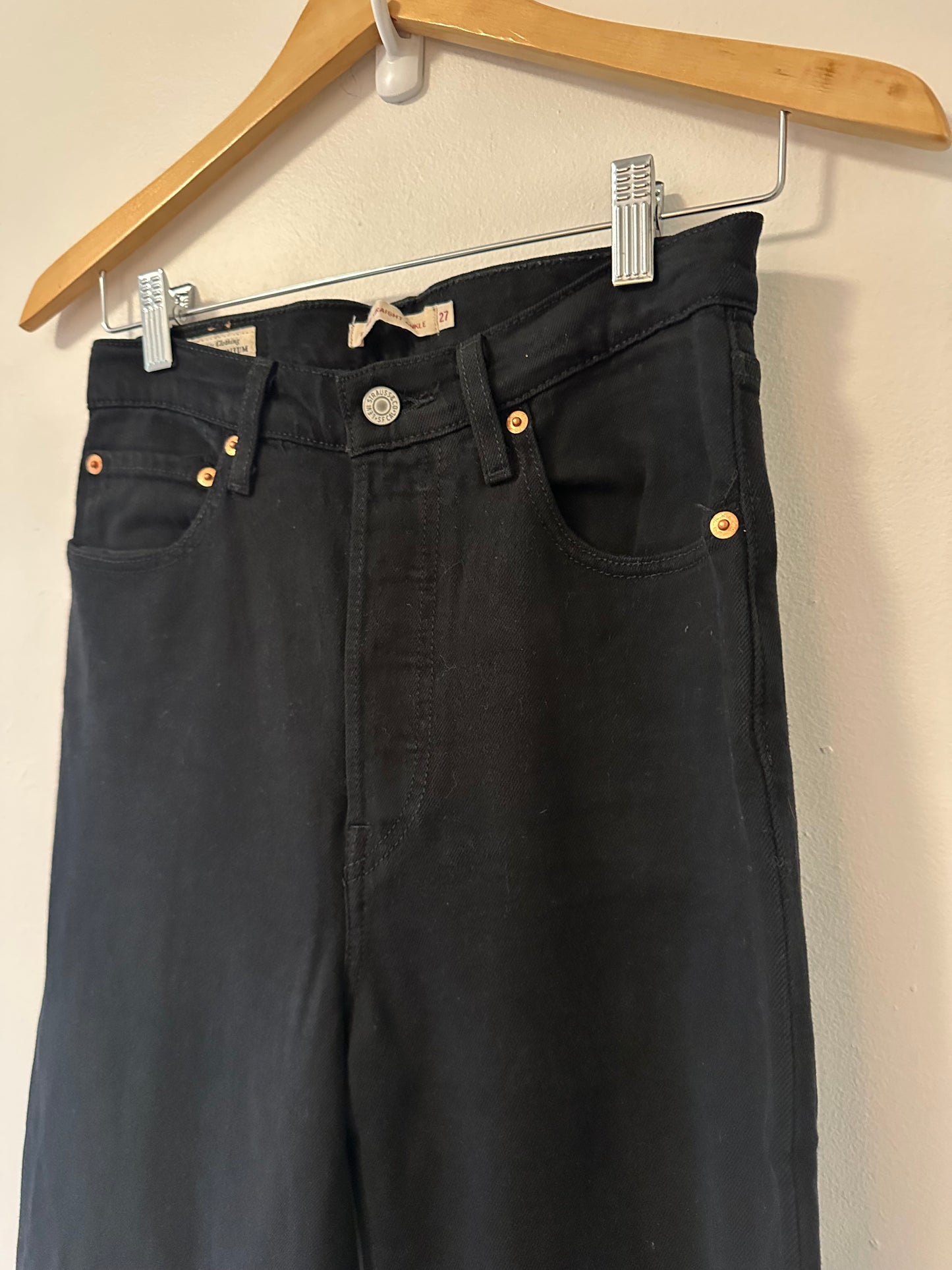 Levi's Ribcage Straight Ankle Black Denim Jeans - Size 27