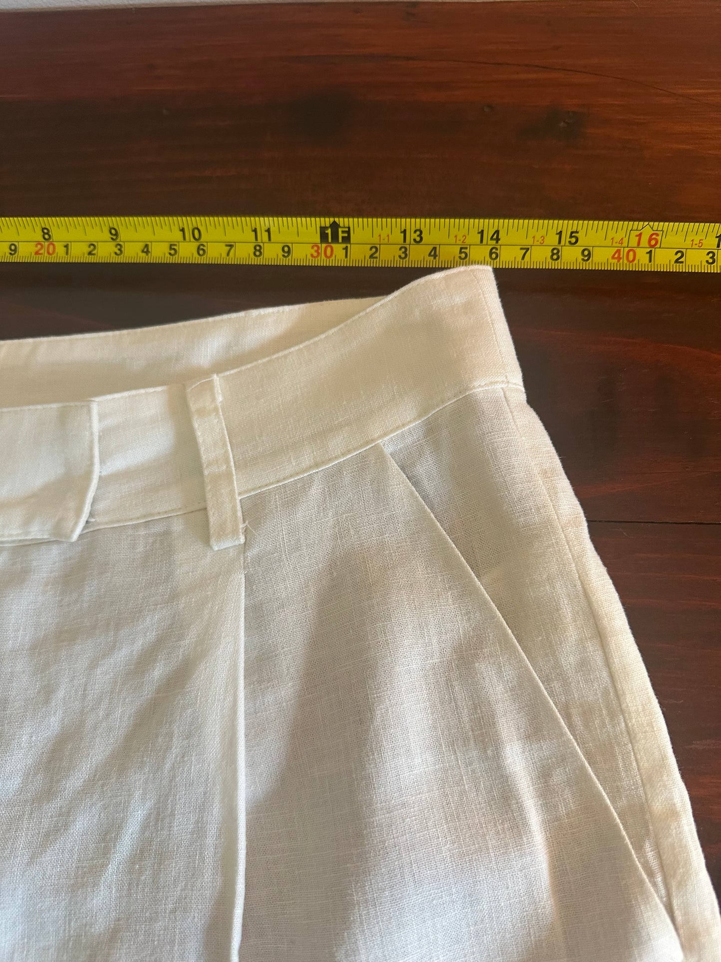 Steve Madden White Imelda Linen Blend Shorts Size Medium