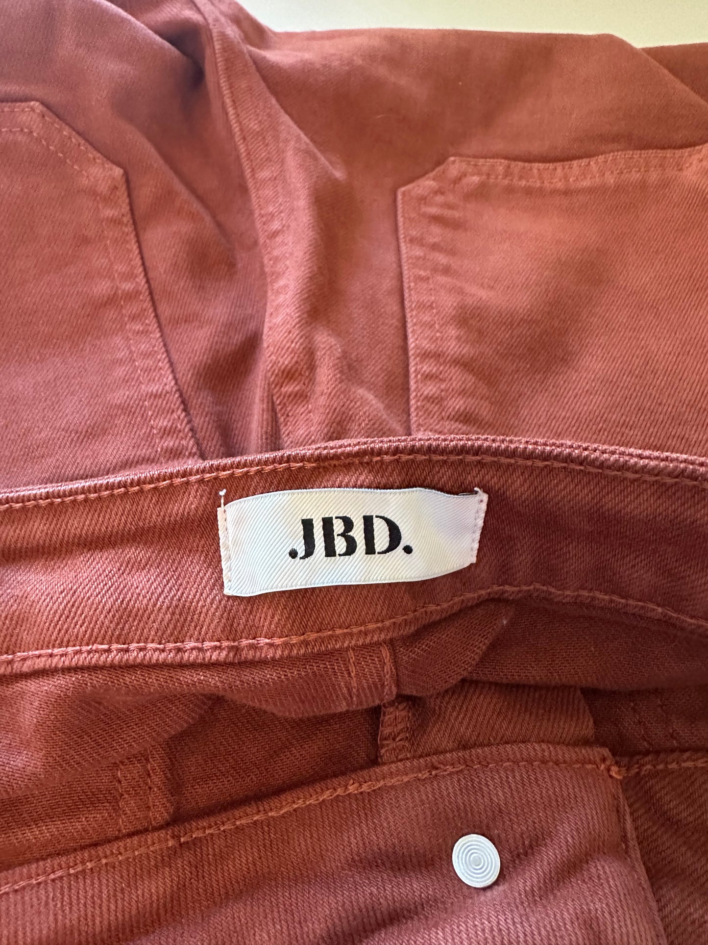 Just Black Women's High Rise Carpenter Jeans in Rust Red | Size 27