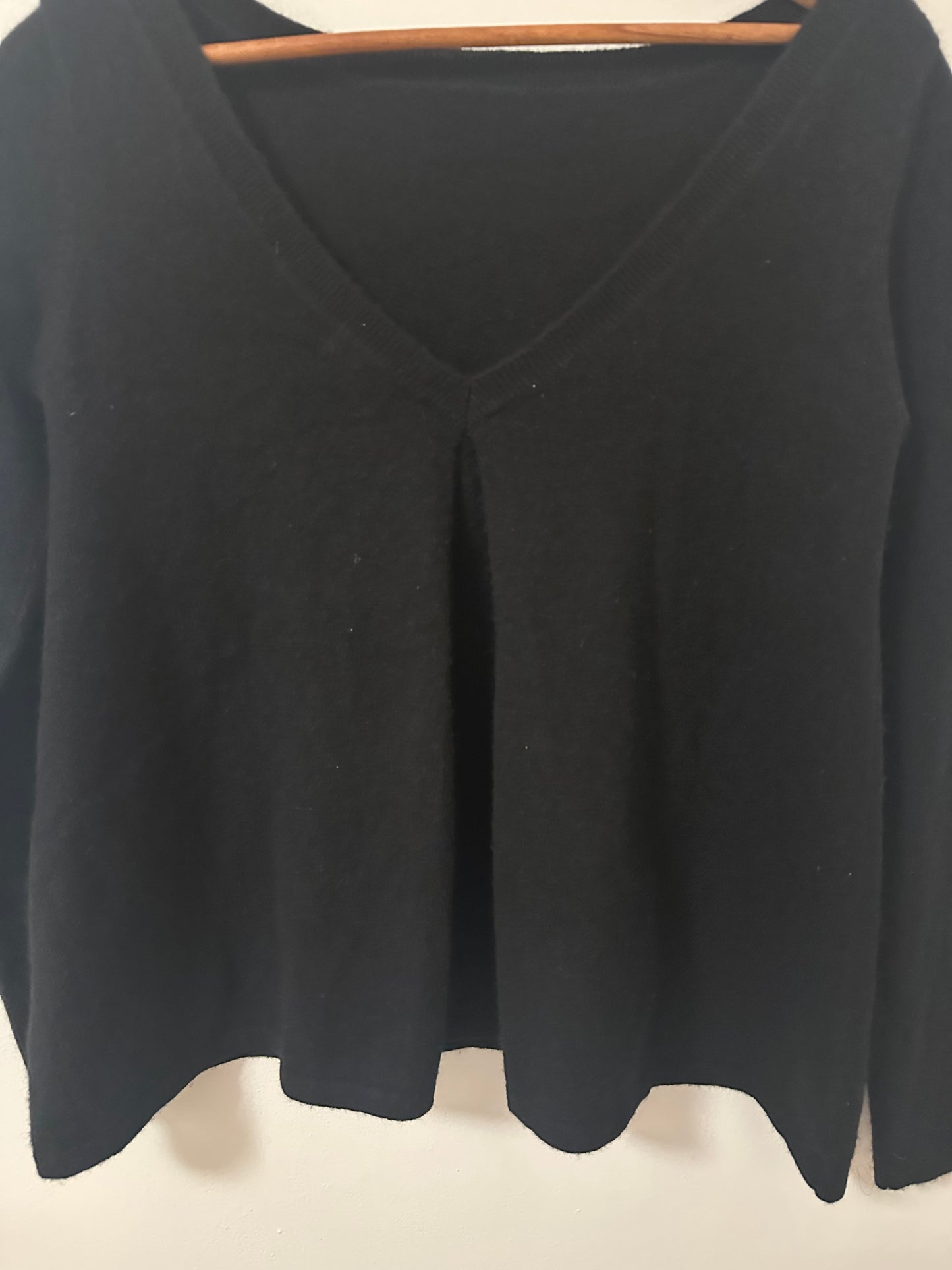 Cortland Park Cashmere Boatneck Sweater with V in the Back in Black | Size XS