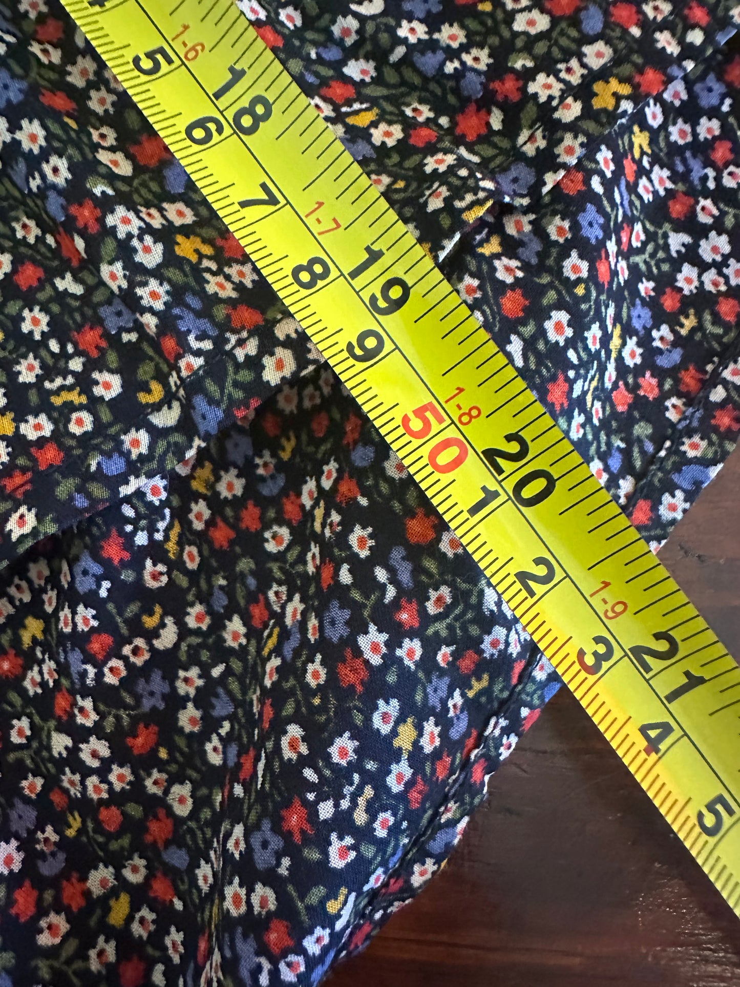 The Great. The Moonstone Top - Dark Navy Mini Wildflower Print Size 0