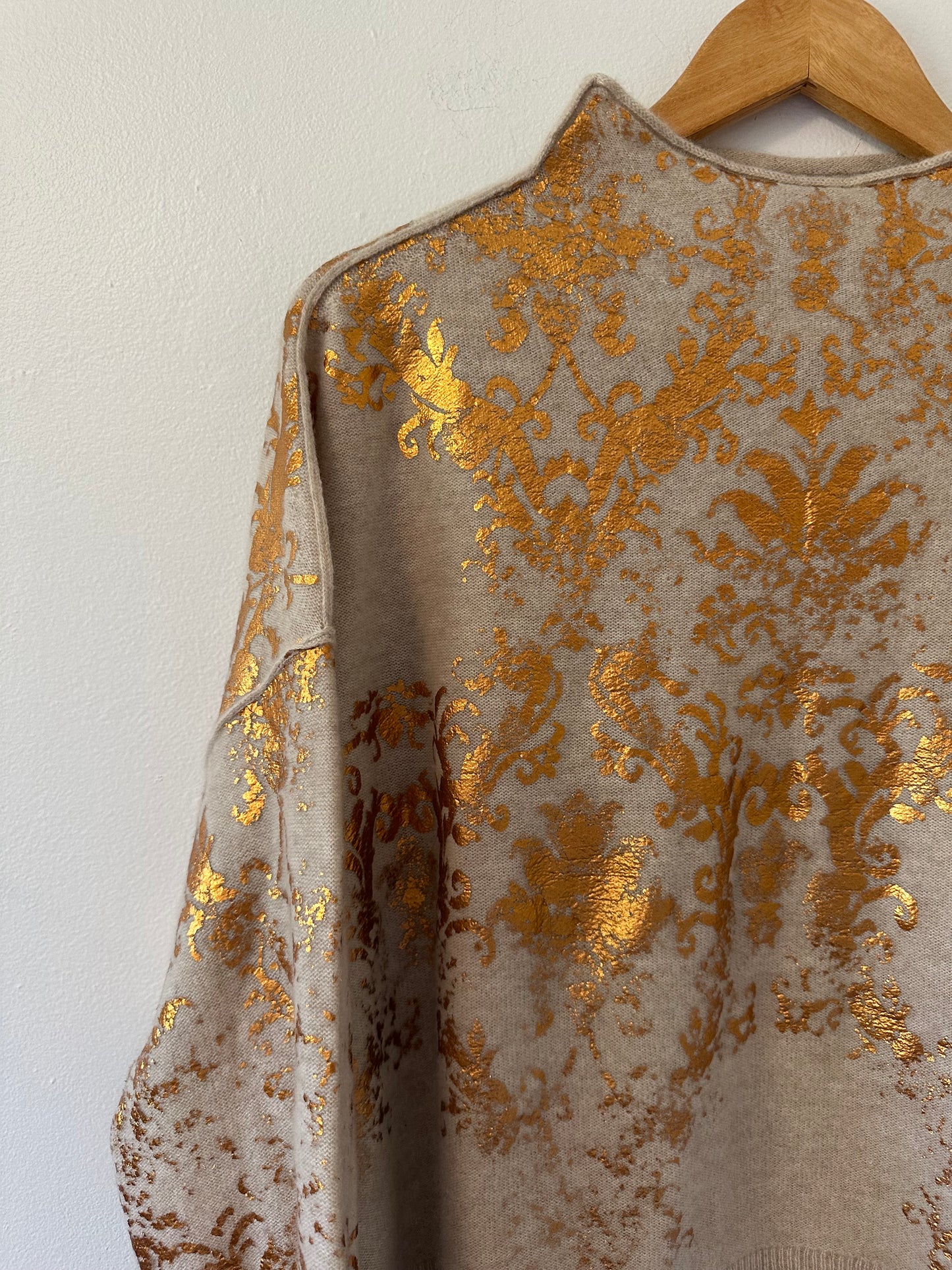 Pilcro The Alani Cashmere Mock Neck Sweater with Gold Print | Size Medium