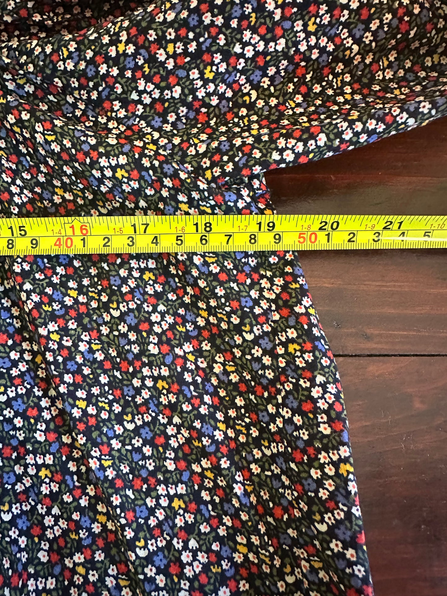 The Great. The Moonstone Top - Dark Navy Mini Wildflower Print Size 0