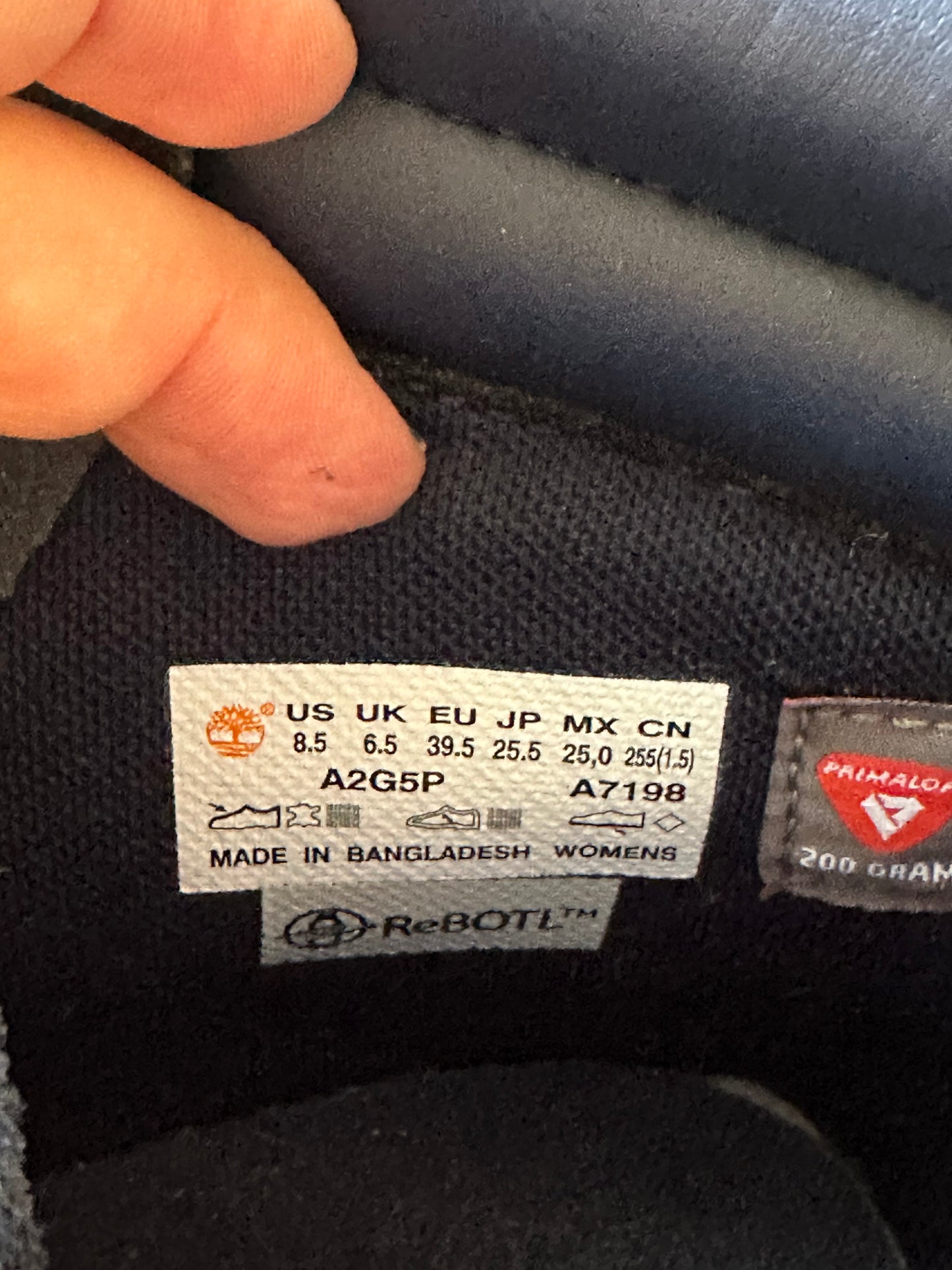 Timberland Women's Linden Woods 6-Inch Waterproof Boot in Navy Gum | Size 8.5