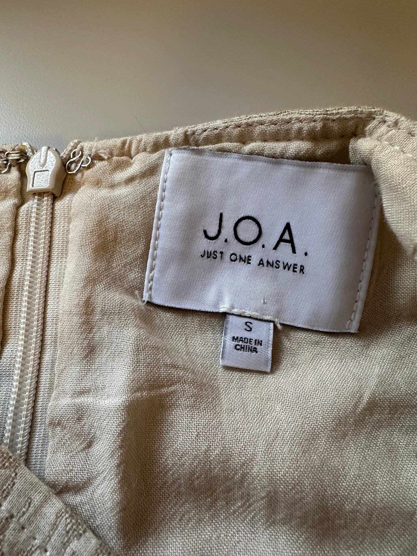 J.O.A. Cream and Beige Floral Linen and Cotton Mini Dress | Size Small