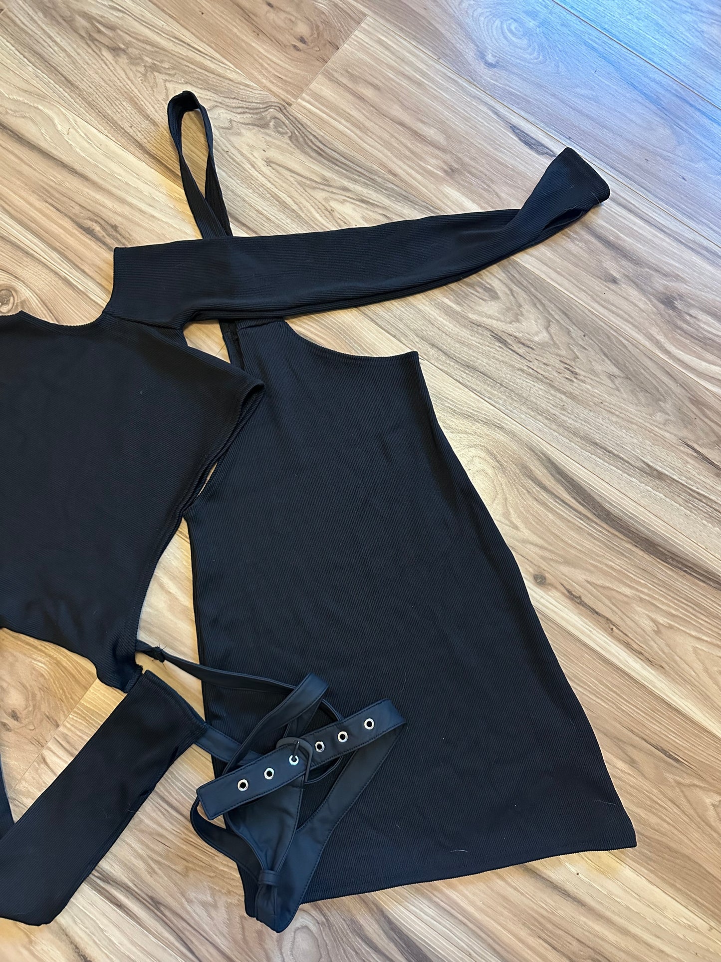 NWT Maniere De Voir Black Cut Out Ribbed Dress - Size 6