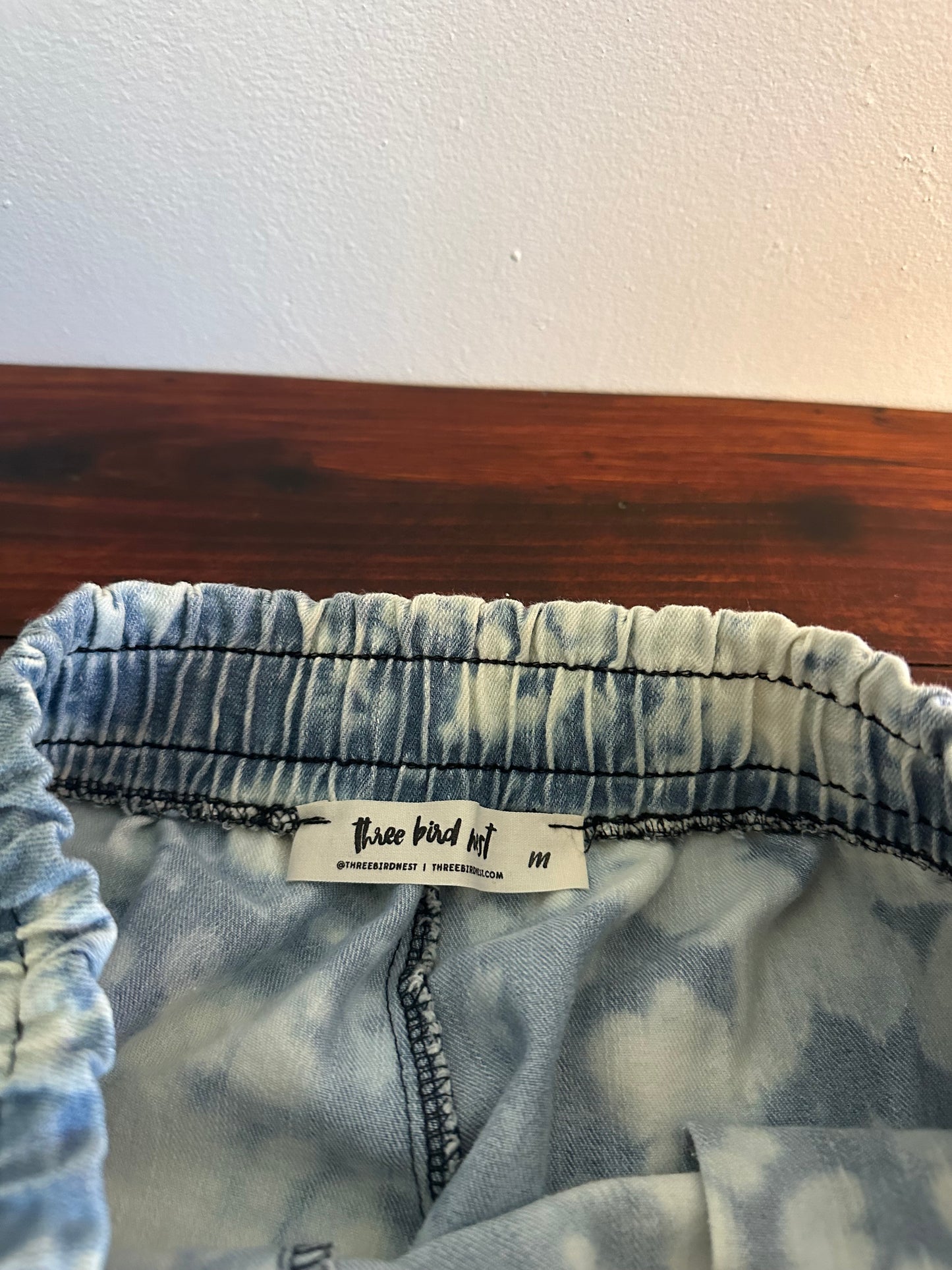 Three Bird Nest The So Comfy Wide Leg Pant in Blue Bleached Denim - Size Medium