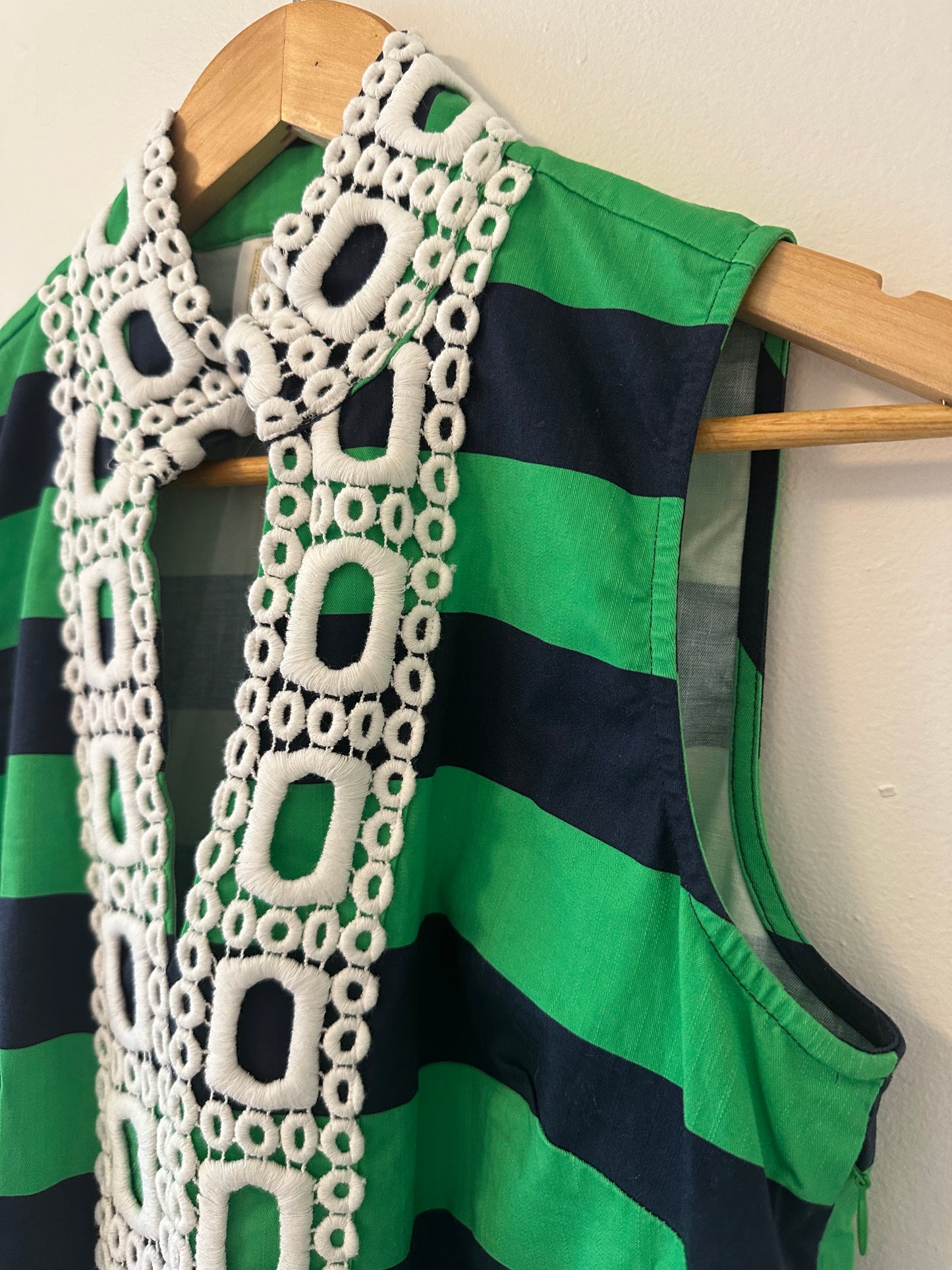 Sail to Sable Green and Navy Embroidered Dress Size Medium