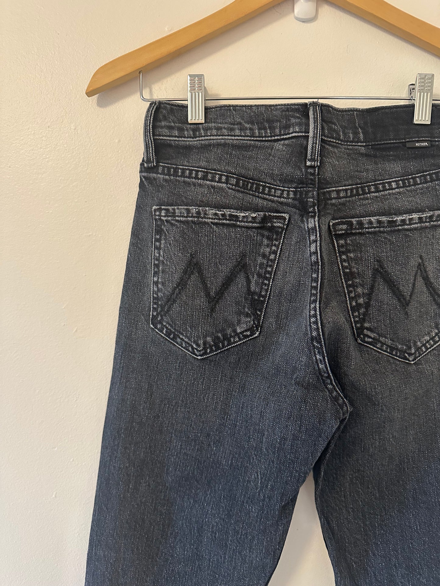 MOTHER The Tomcat Ankle Straight Leg Jeans in On The Fly - Size 24