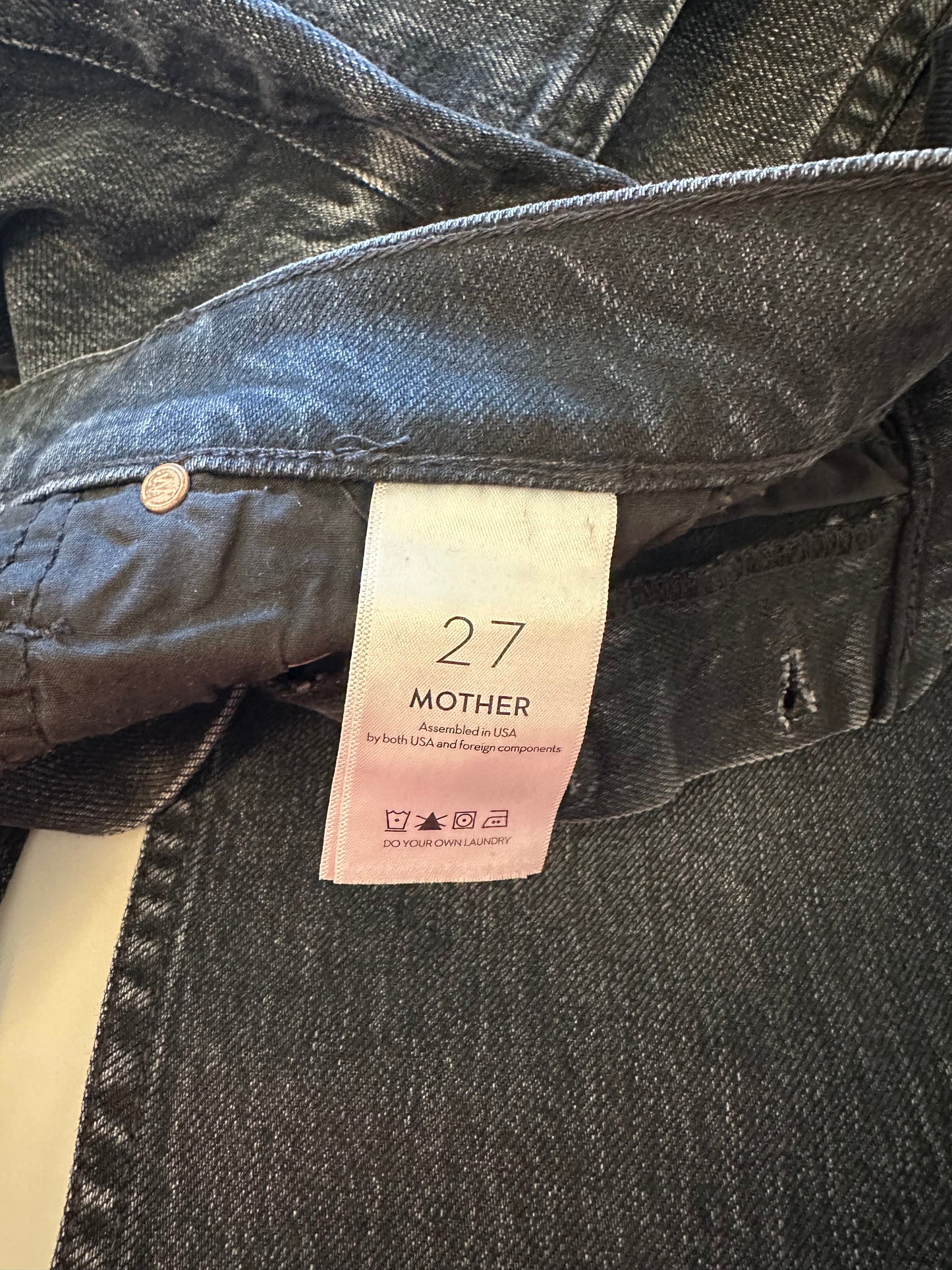 MOTHER The Tomcat Ankle Jeans in On The Fly | Size 27