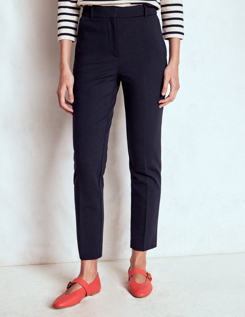 Boden Highgate Ponte Straight Leg Cropped Pants in Navy - Size 12