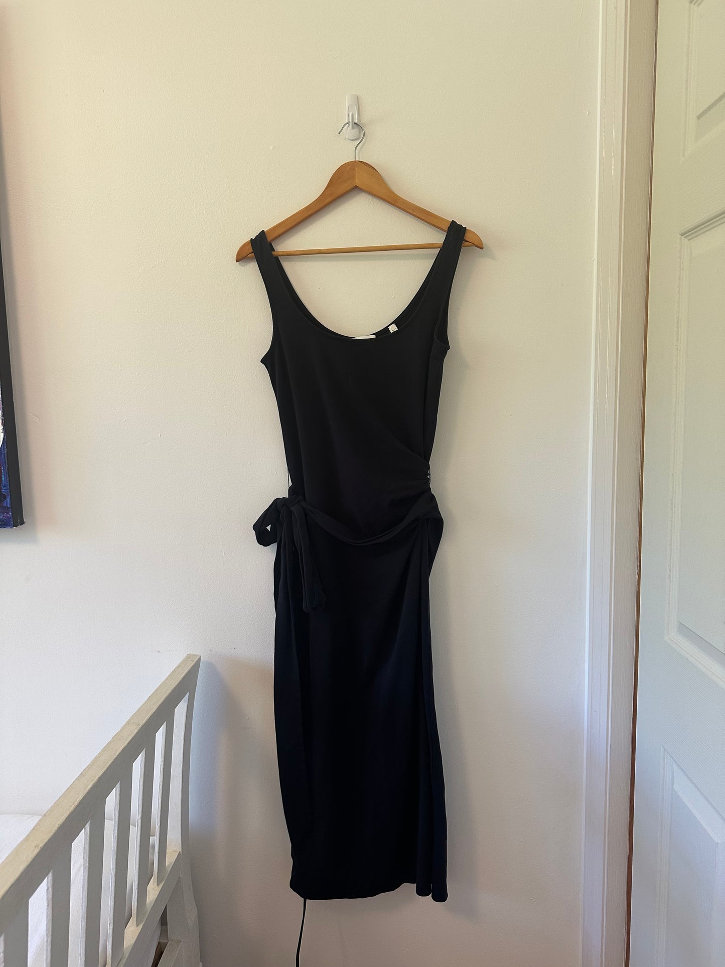 Vince. Tie Waist Cotton Dress Sleeveless Midi Scoop in Black - Size Medium