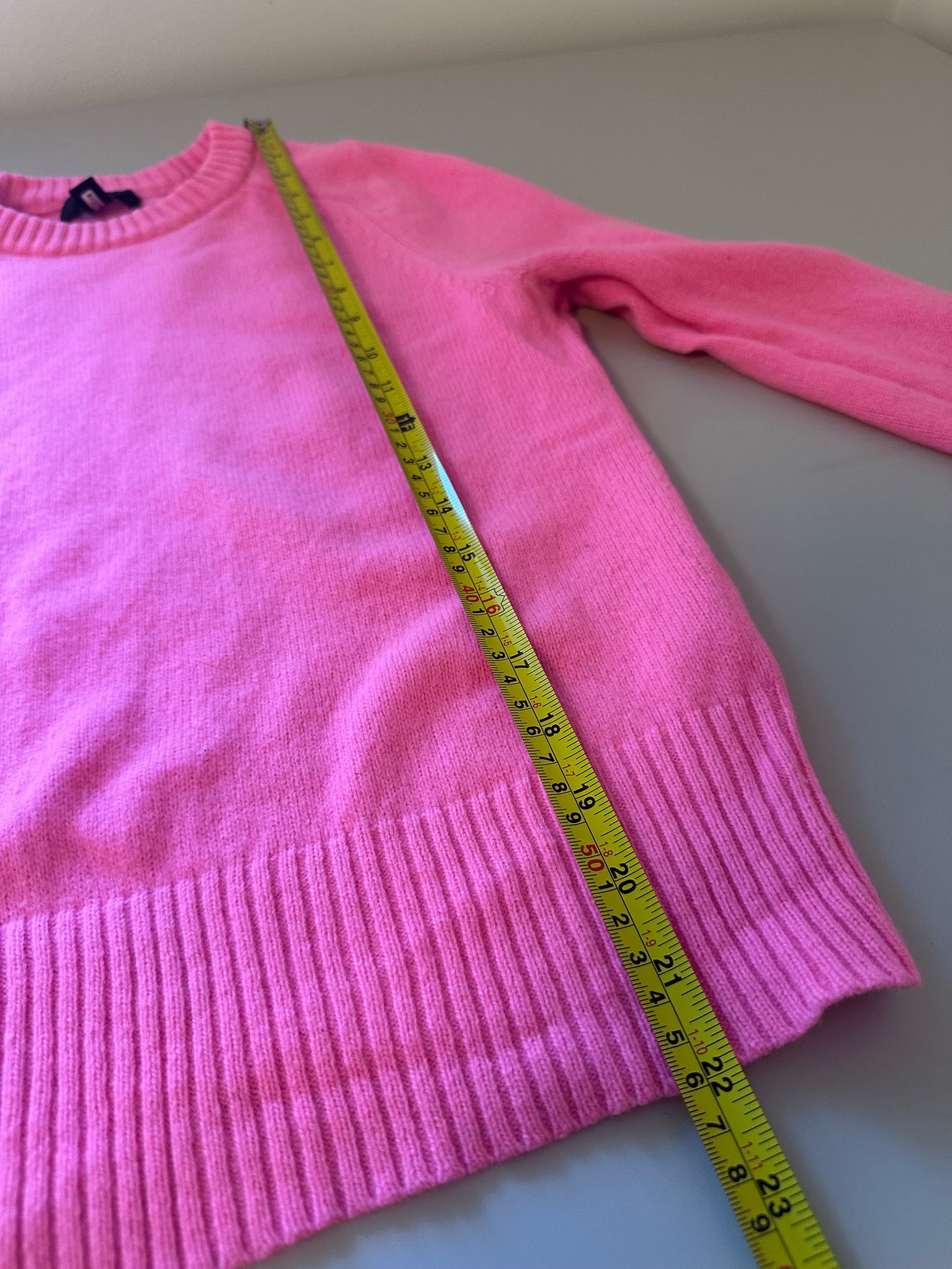 J. Crew - Bright Pink Crew Neck Wool Classic Sweater | Size Small