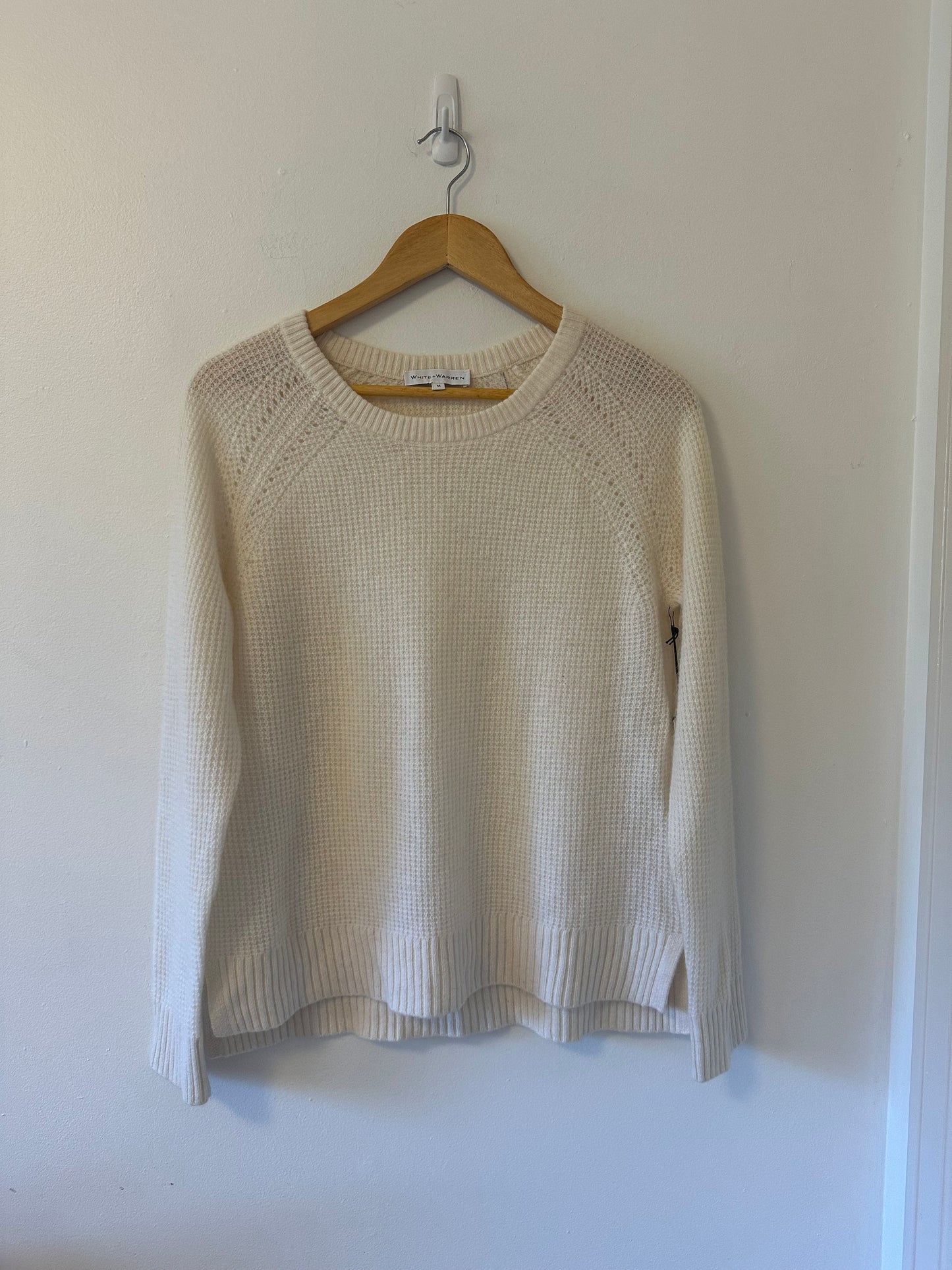 NWT White + Warren Cashmere Waffle Sweatshirt Sweater in Cream | Size Small