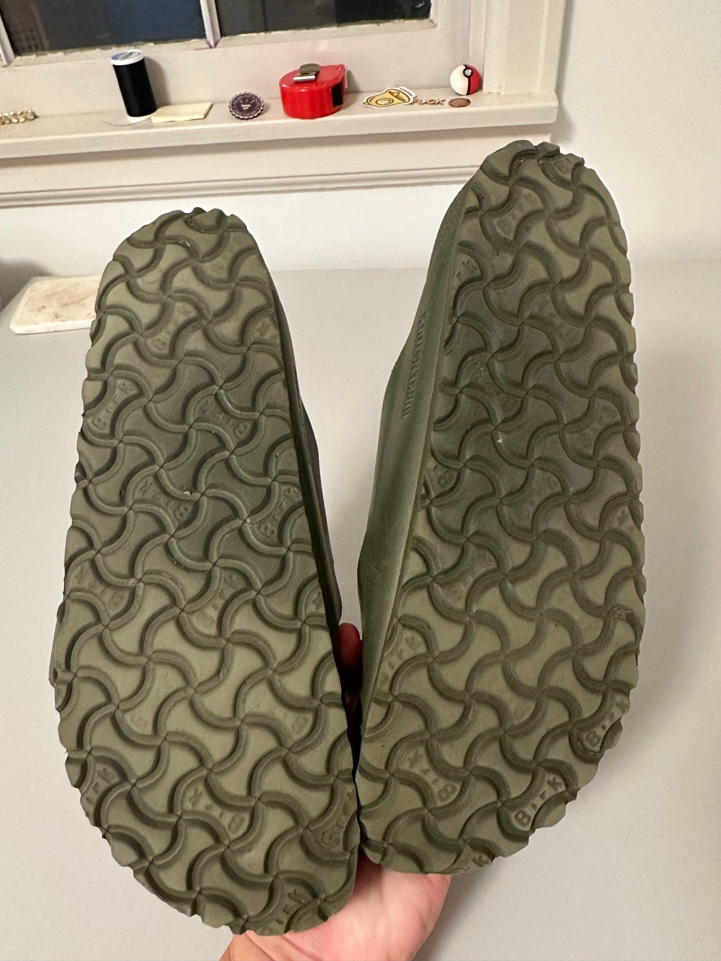 Birkenstock EVA Arizona Sandals in Khaki | Size 39