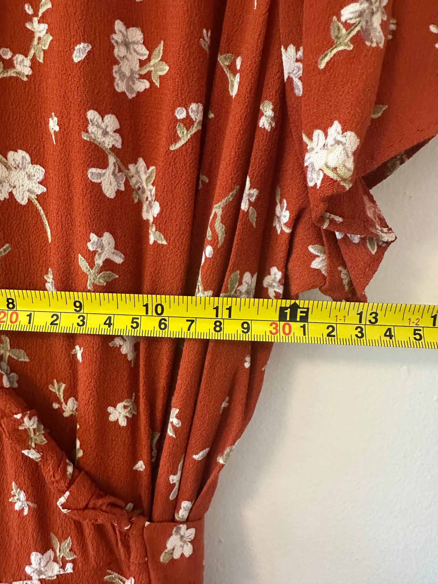 Madewell Ruffle Wrap Dress in Candied Orchid - Size Large