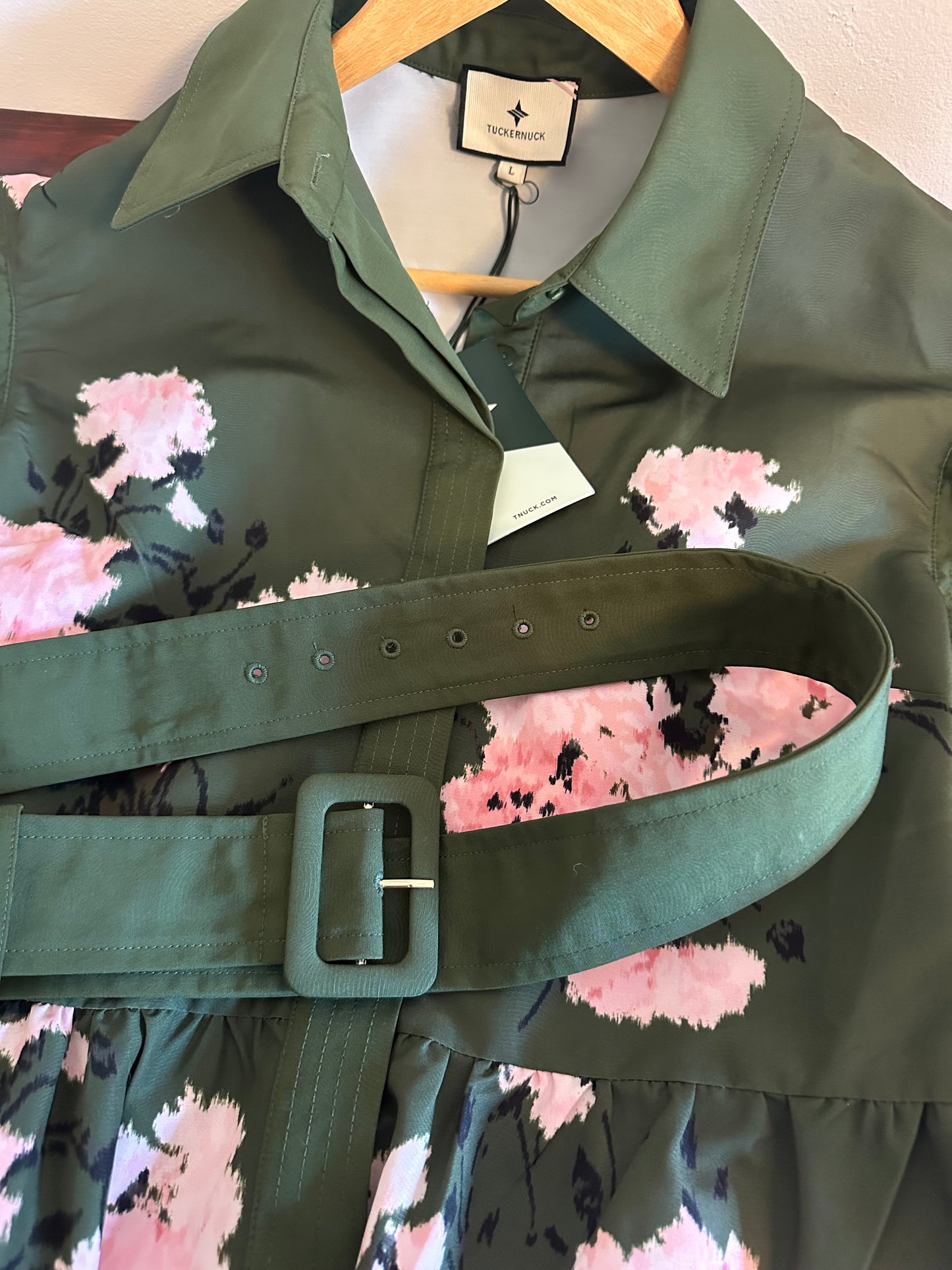 NWT Tuckernuck Olive and Pressed Powder Floral Chloe Dress - Size Large