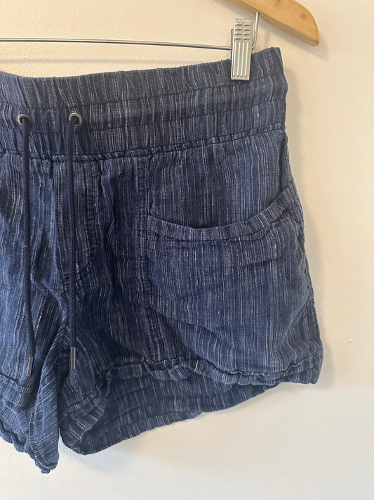 Athleta Cabo Blue Linen Striped Shorts Size 6
