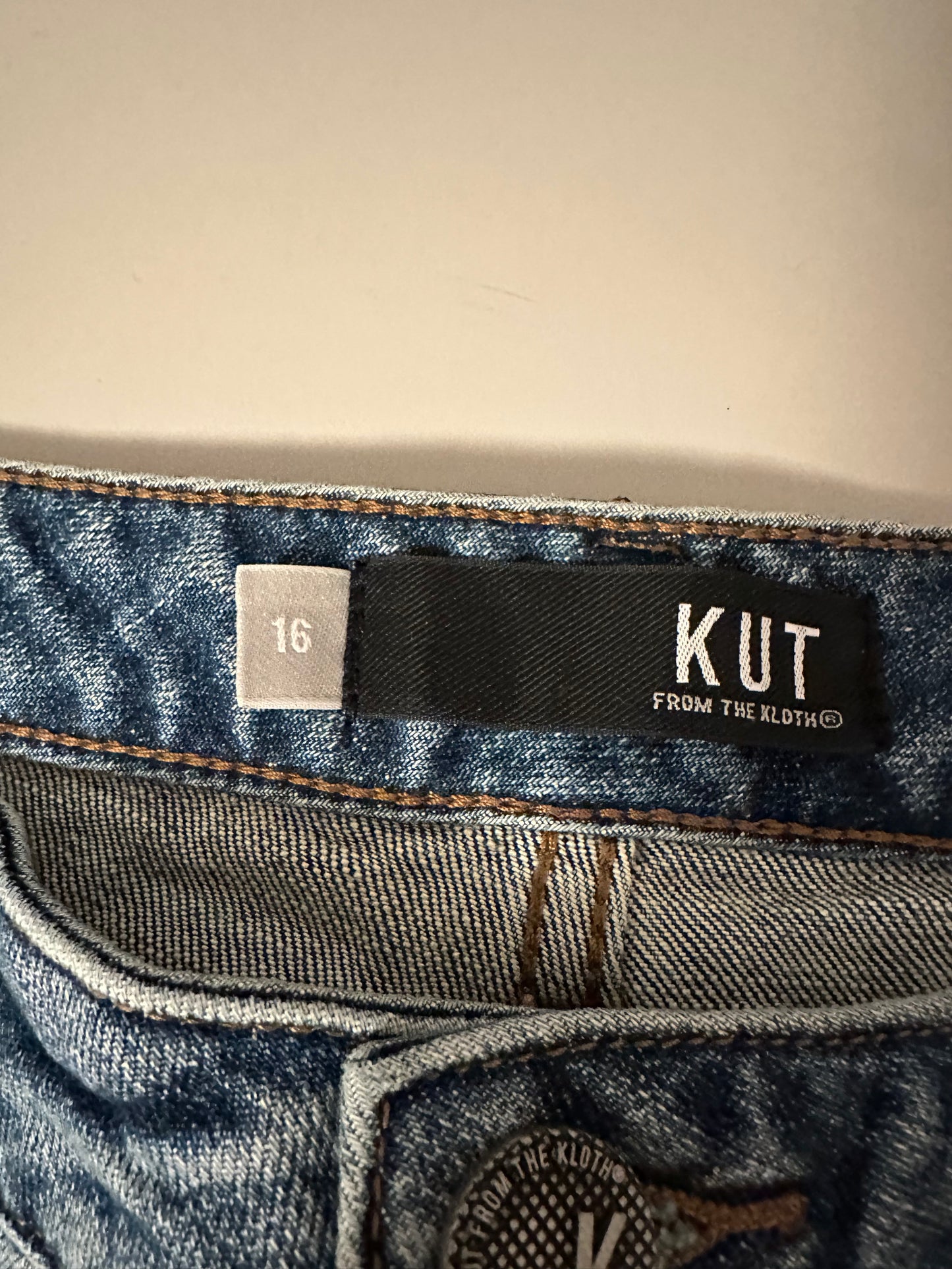 NWT Kut from the Kloth Catherine High Rise Boyfriend Jeans | Size 16