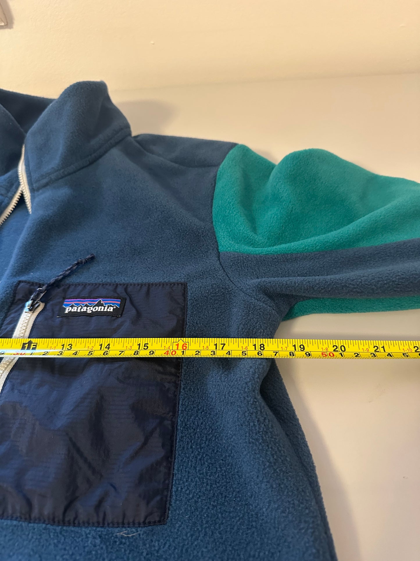 Patagonia Women's Microdini 1/2-Zip Fleece Pullover in Tidepool Blue | Size XS