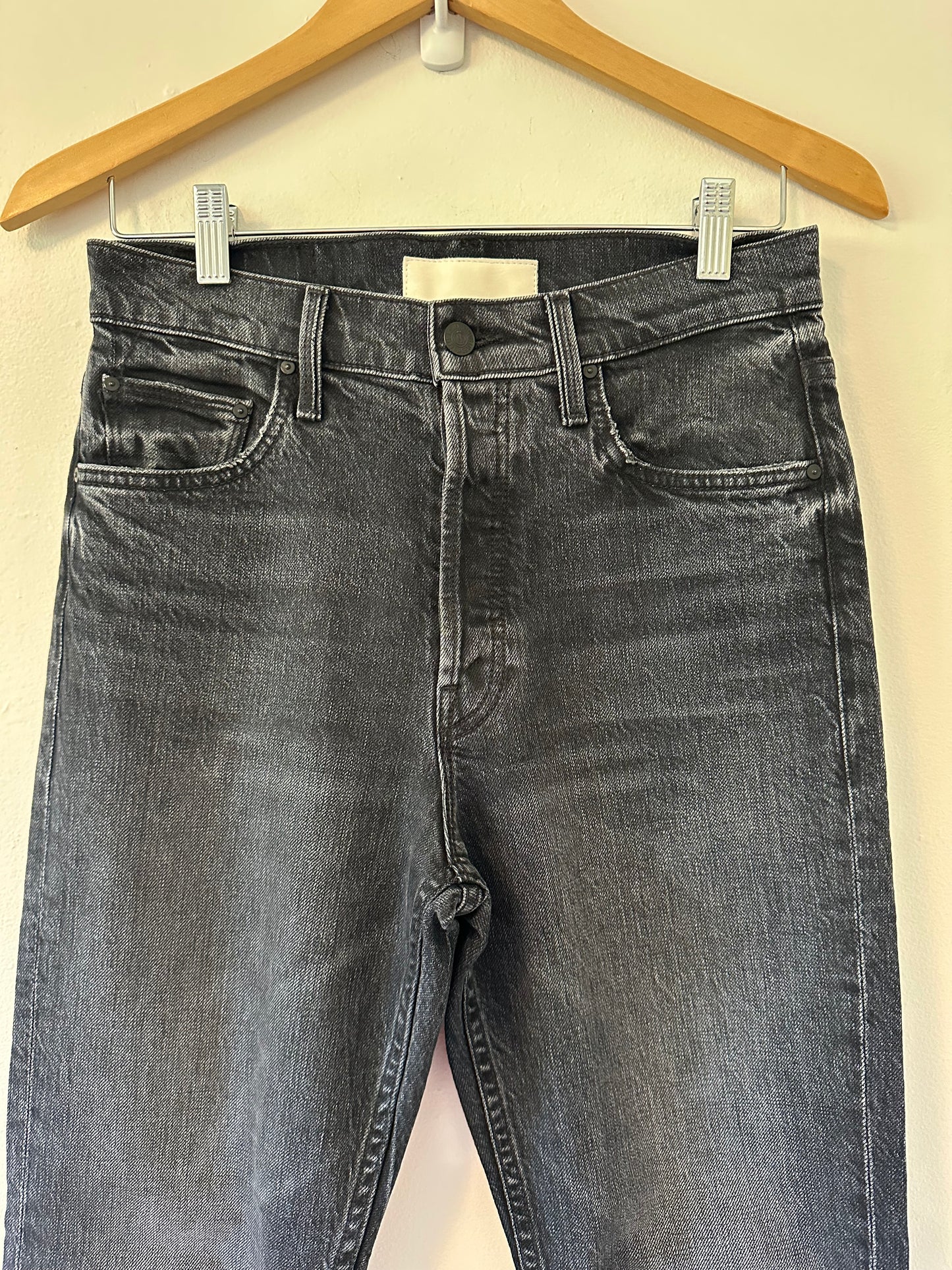 MOTHER The Tomcat Ankle Jeans in On The Fly | Size 27