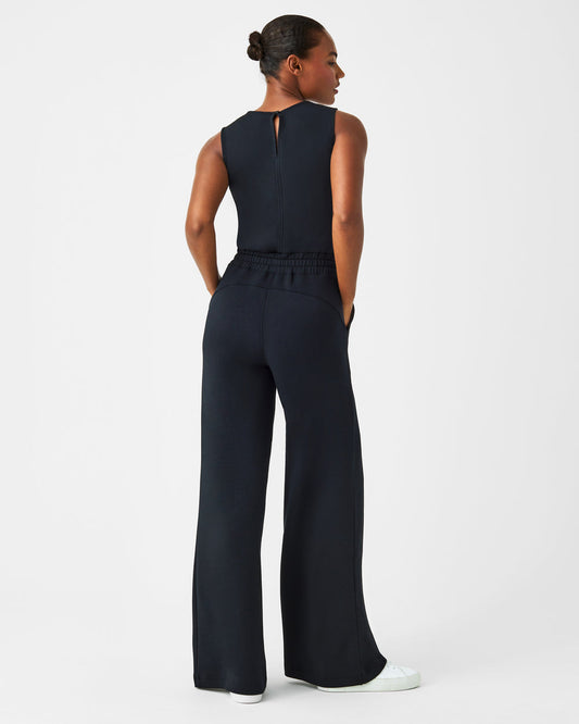 Spanx AirEssentials Jumpsuit in Very Black - Size Small