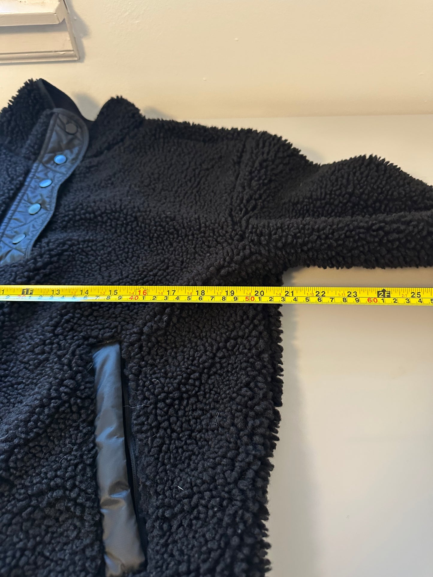 Athleta Cozy Sherpa Snap Black Teddy Jacket | Size Small
