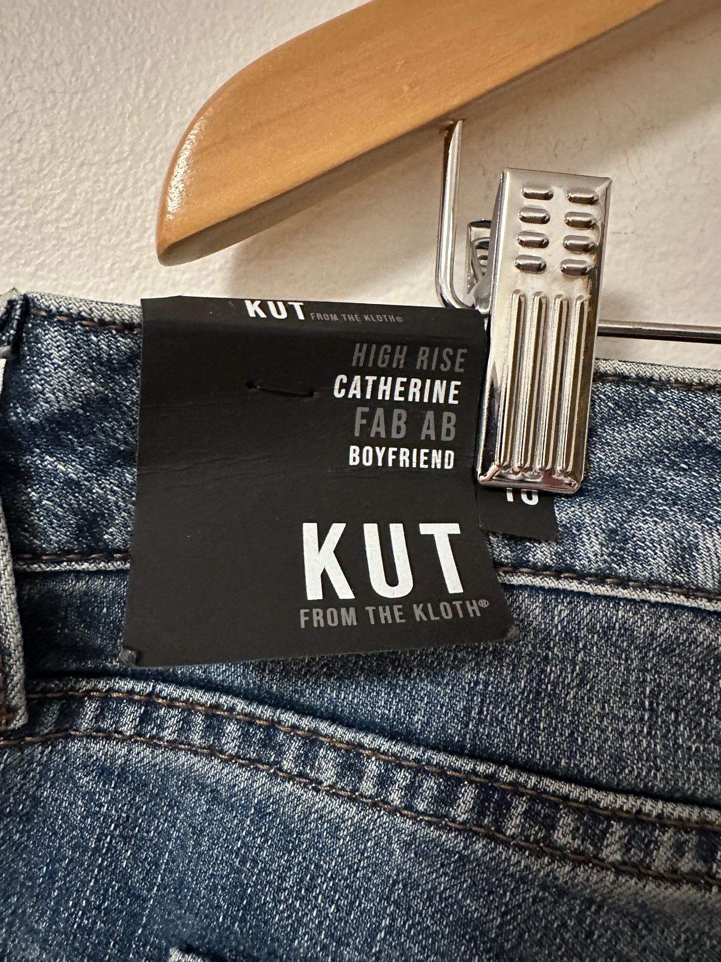 NWT Kut from the Kloth Catherine High Rise Boyfriend Jeans | Size 16