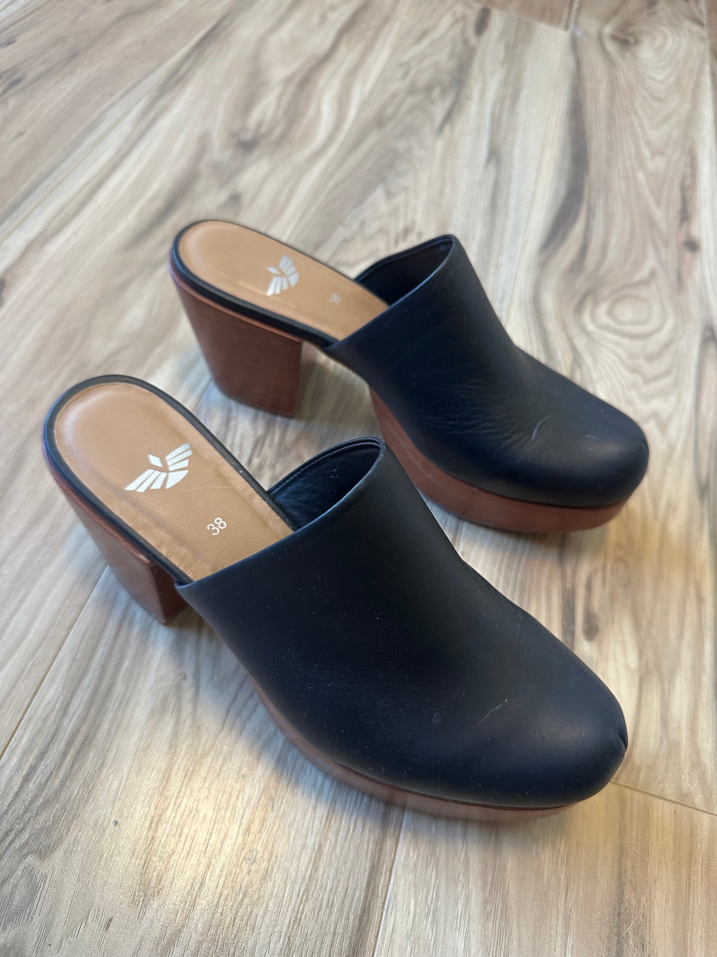 Fortress Ava Clog Mule in Black - Size 38