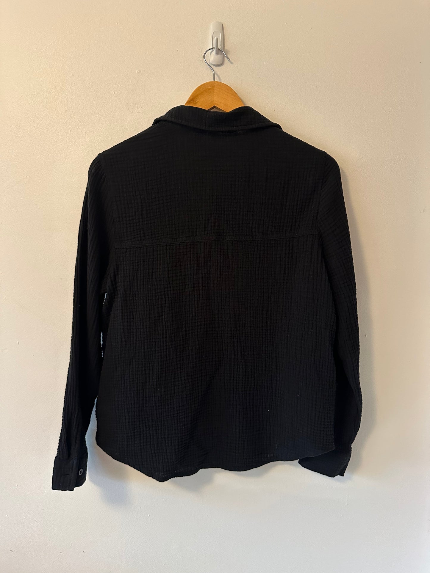 Z Supply Kaili Button Up Gauze Top in Black | Size XS