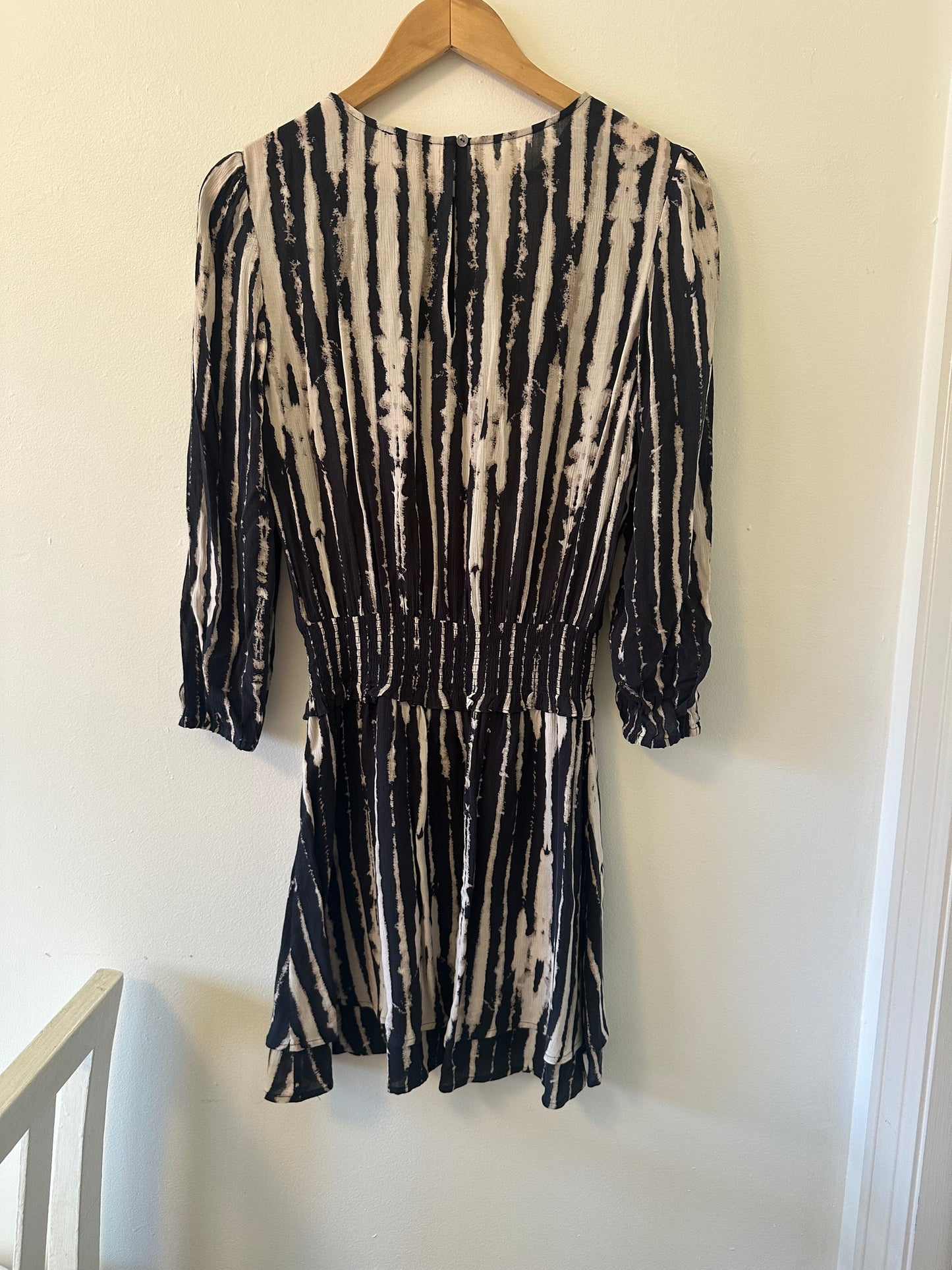 Rails Inez Mini Dress in Black Nile Size Small