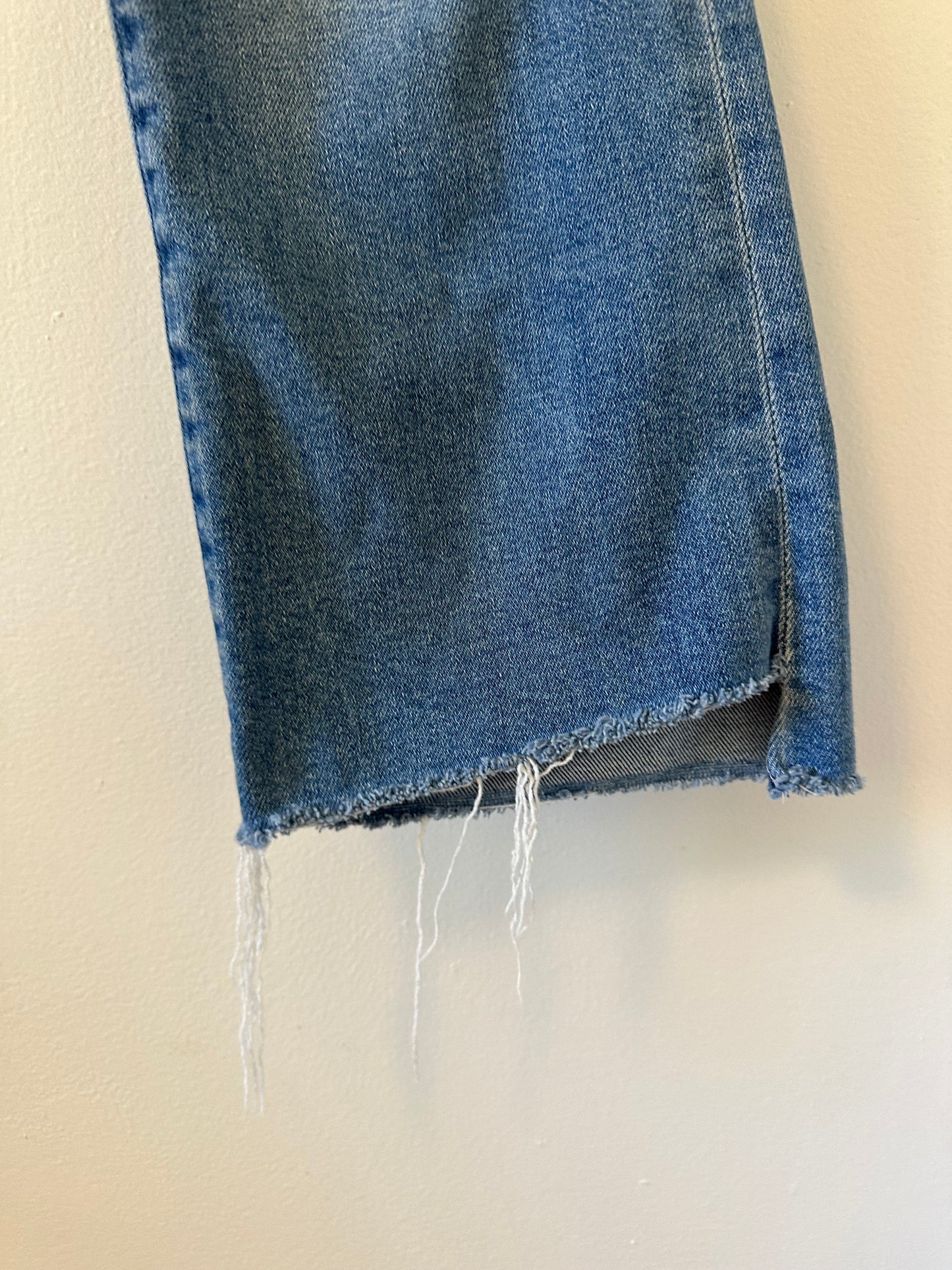 MOTHER The Insider Crop Step Jeans in Different Strokes | Size 30