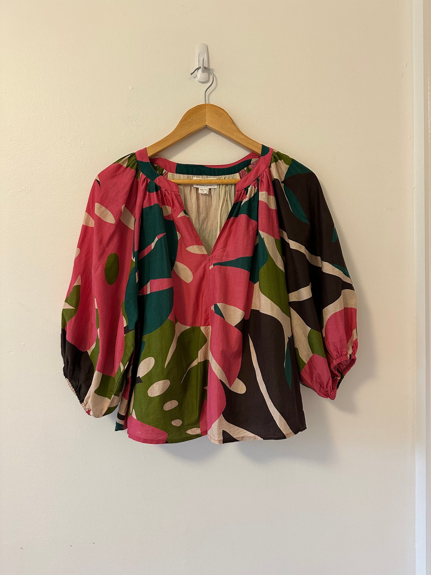 Velvet by Graham & Spencer Ariel Blouse in Pink and Green | Size Small