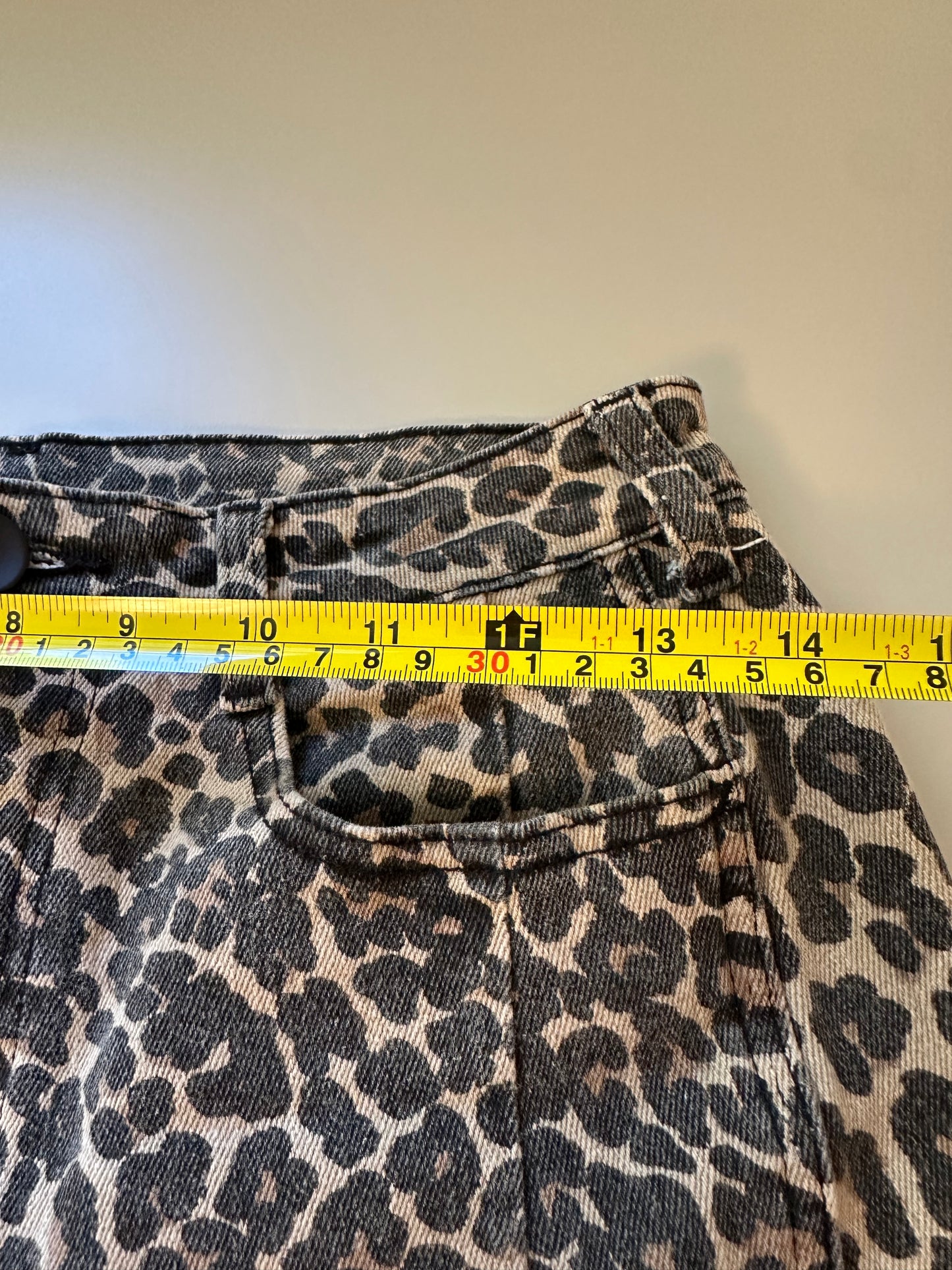 Miou Muse Leopard Print Barrel Jeans | Size Small