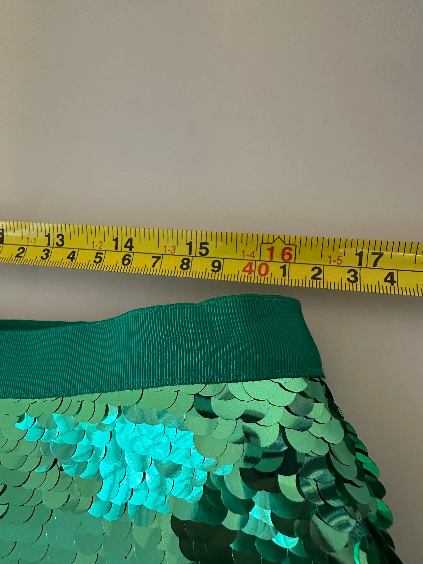 Weekend Max Mara Udine Sequin Jersey Pencil Skirt in Green | Size Large