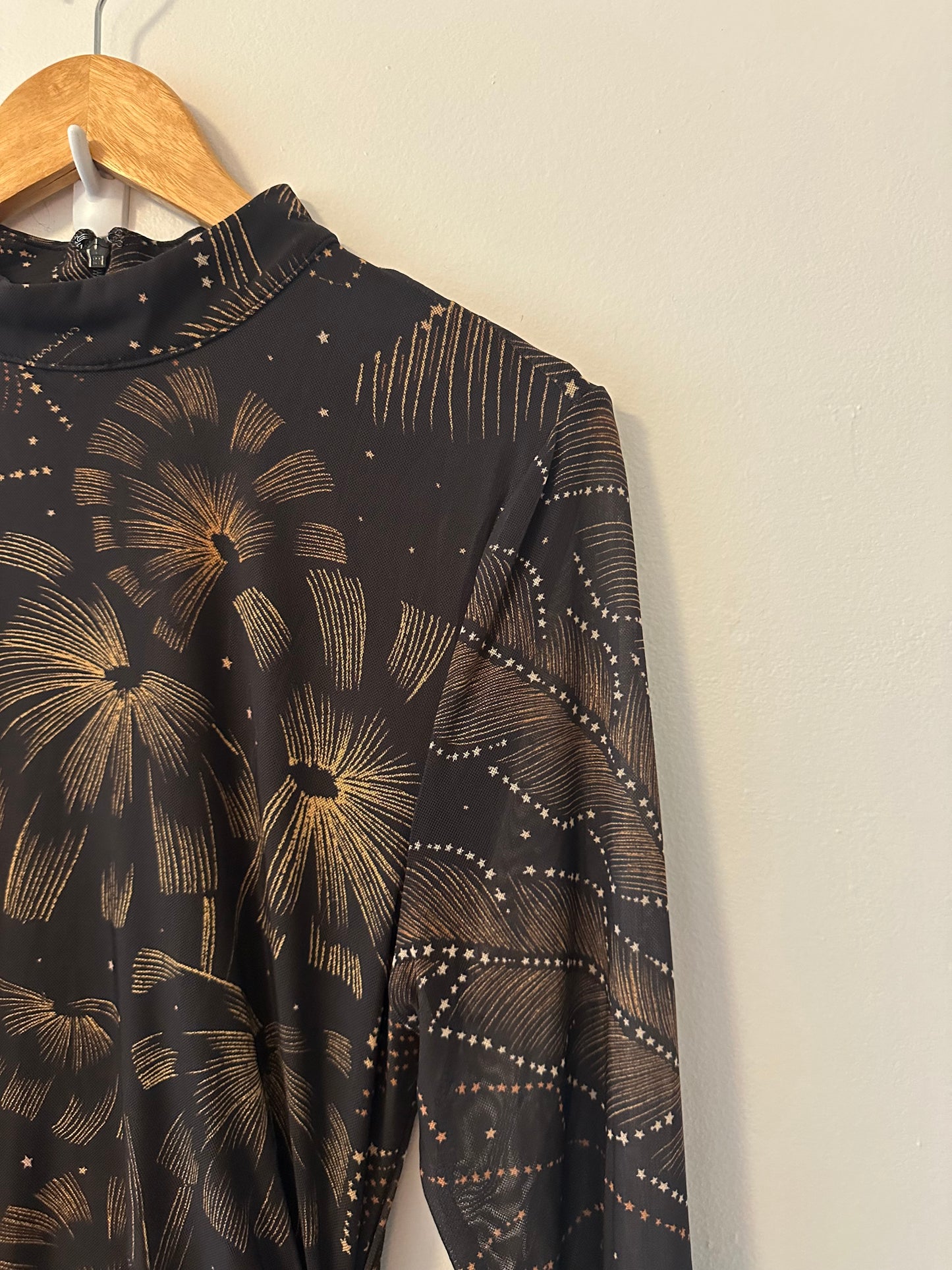 NWT FARM Rio Golden Foliage Long Sleeve Tulle Midi Dress in Black | Size Large