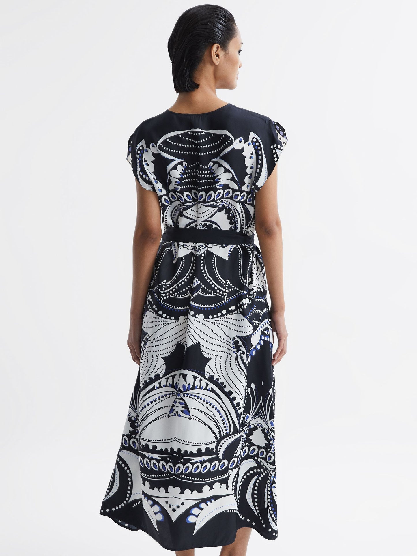 Reiss Freja Scarf Printed Midi Dress in Navy and White | Size 6