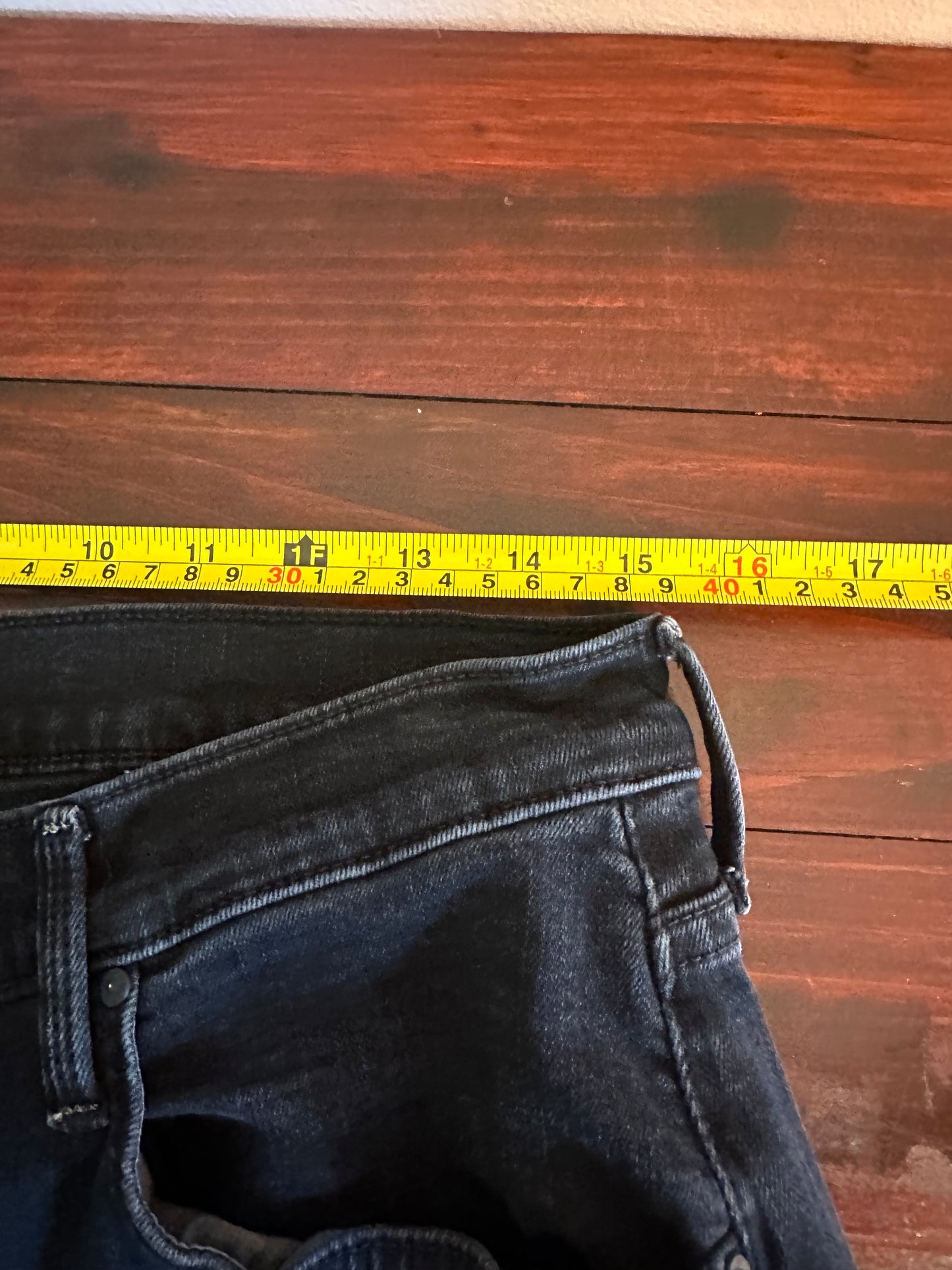 MOTHER High Rise Rambler Zip Ankle Jeans Size 32