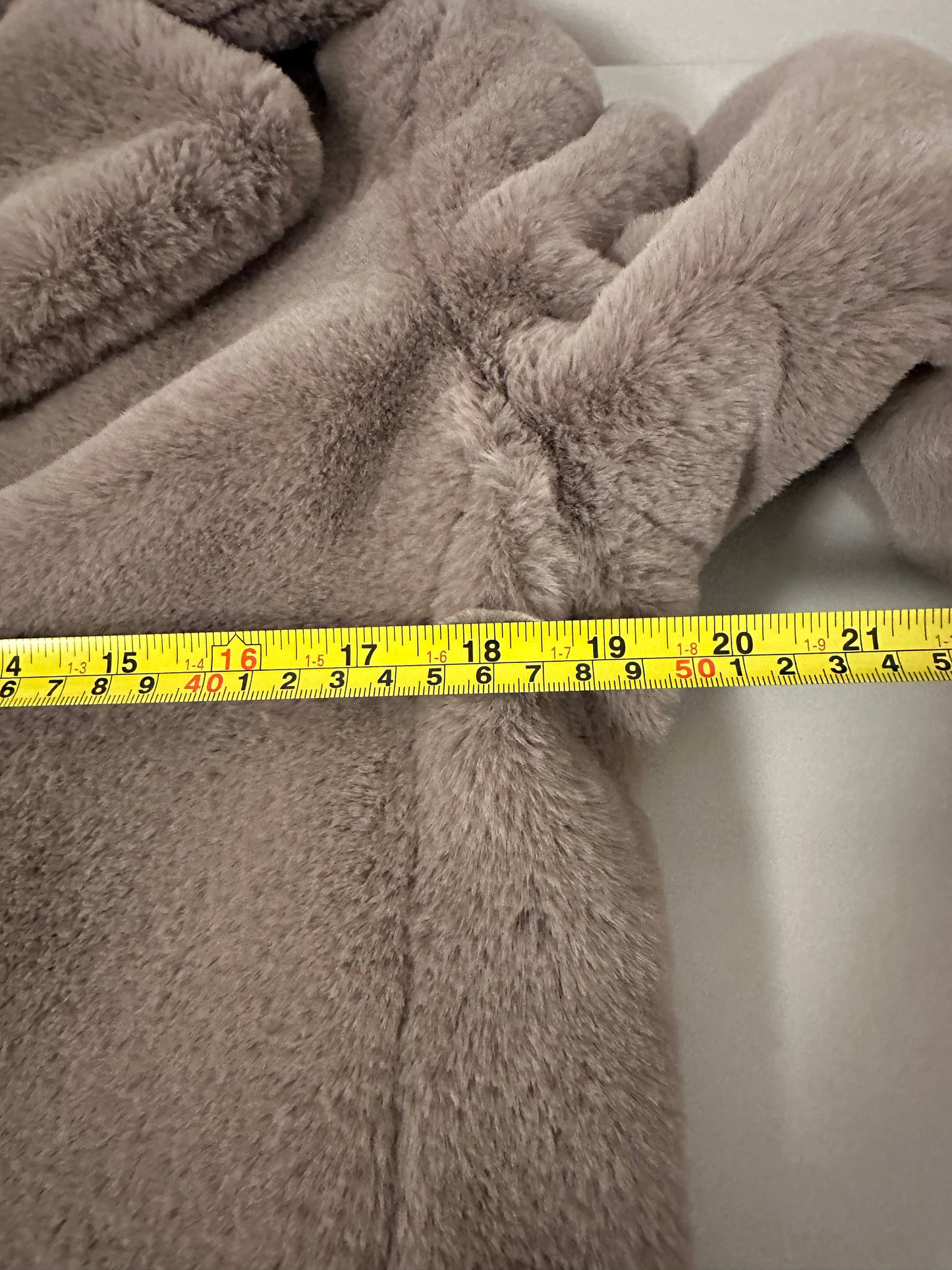 Banana Republic Teddy Faux Fur Jacket in Gray | Size Small