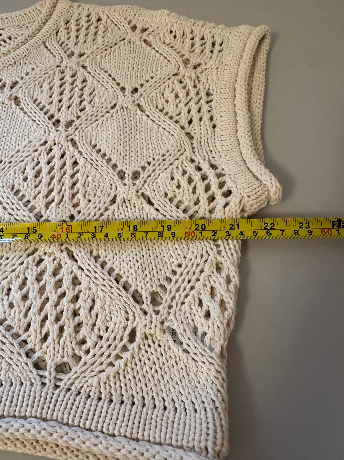 Miss Love Cream Open Knit Cropped Sweater | Size Medium