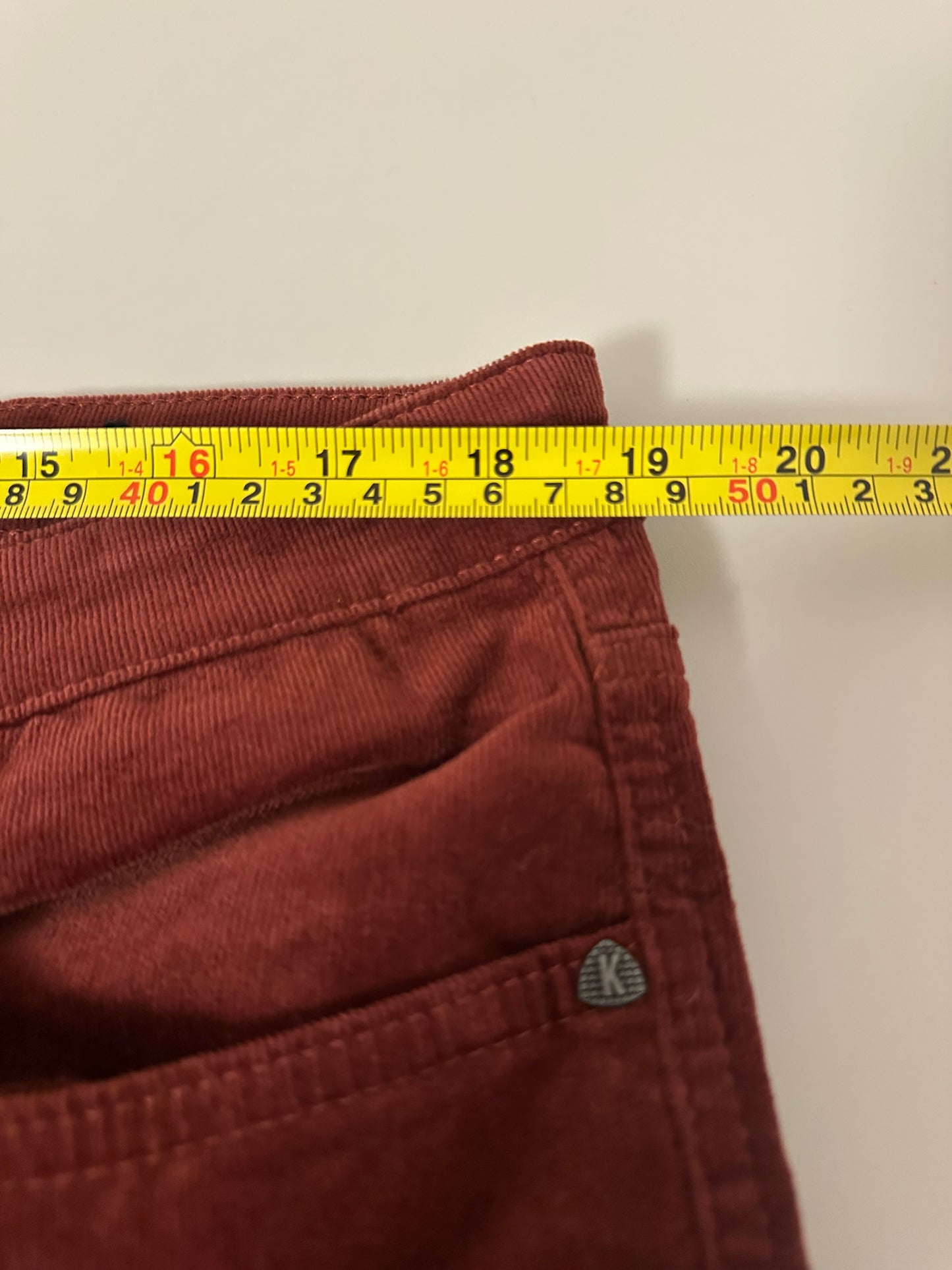 Kut from the Kloth Karen Baby Bootcut Corduroy Jeans in Burgundy Red | Size 16