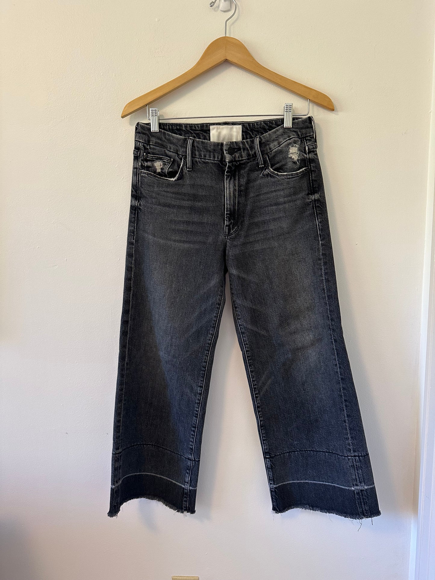 MOTHER The Roller Crop Undone Hem in Of Cats and Kings | Size 26