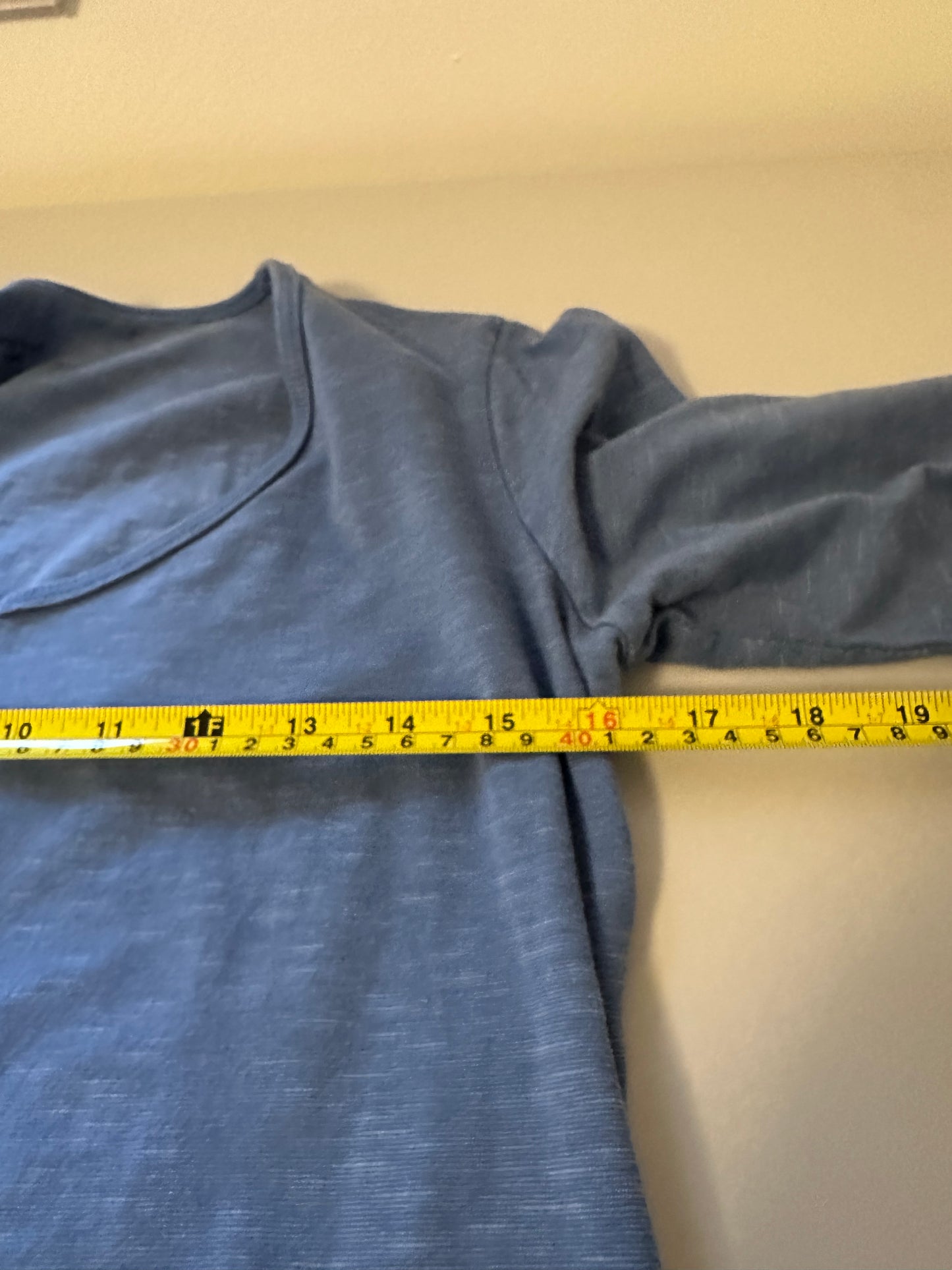 Horny Toad - Slate Blue Long Sleeve V-Neck Tee Shirt | Size Medium