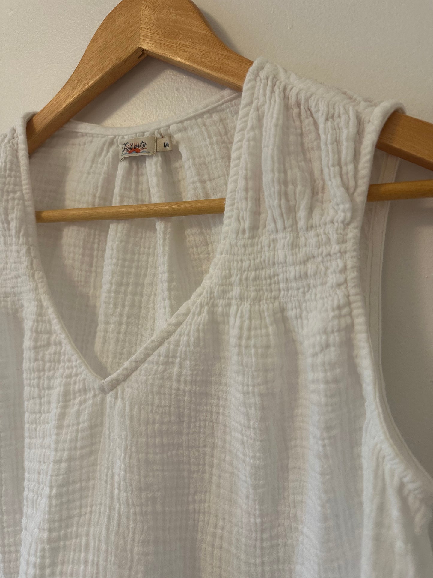 Faherty Dream Cotton Gauze Ainsley Top Size Medium