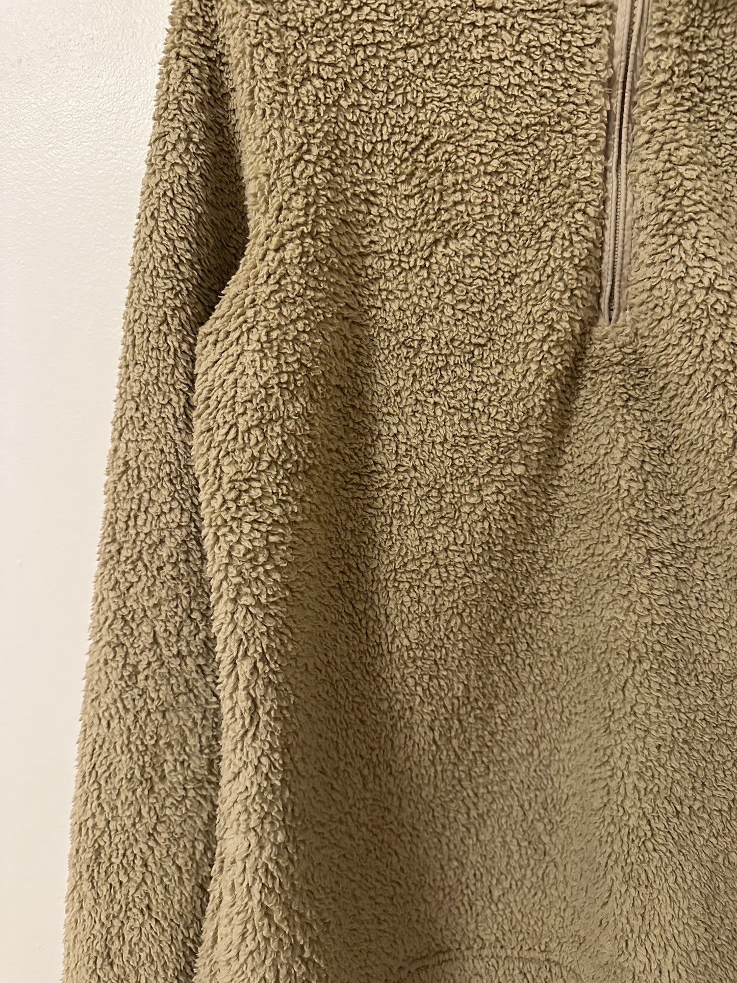 Patagonia Women's Los Gatos 1/4-Zip Fleece Pullover in Olive Green | Size Large